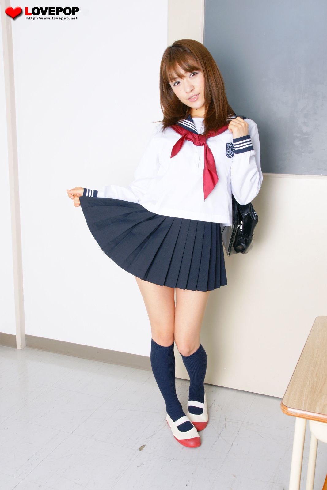 Mihiro Taniguchi 朝美穗香 Otakara 校服 001-图5