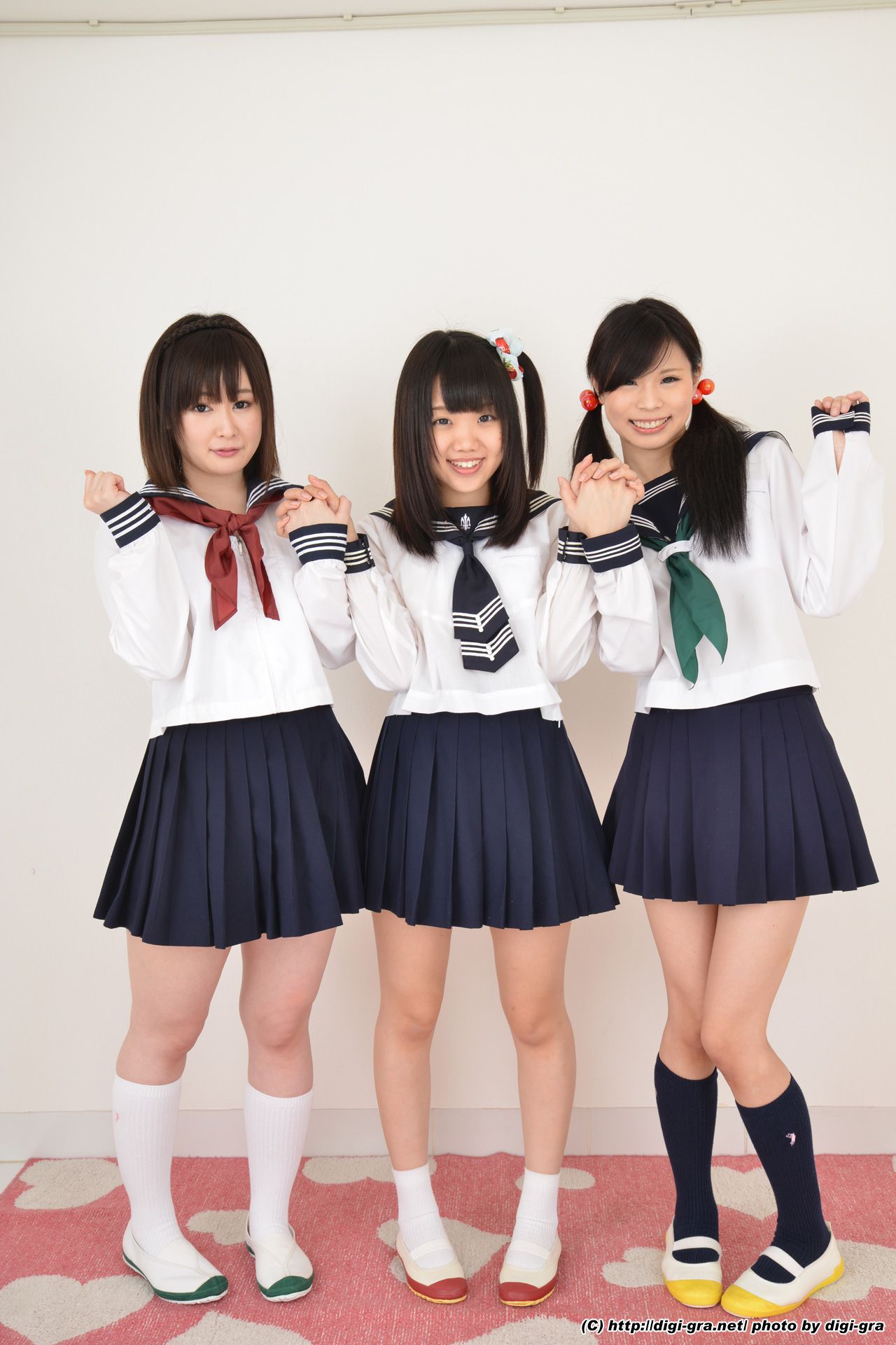 夏乃ひまわり+ 一乃瀬るりあ+瀬戸愛莉 tsu∞na∞gu Set02-图3