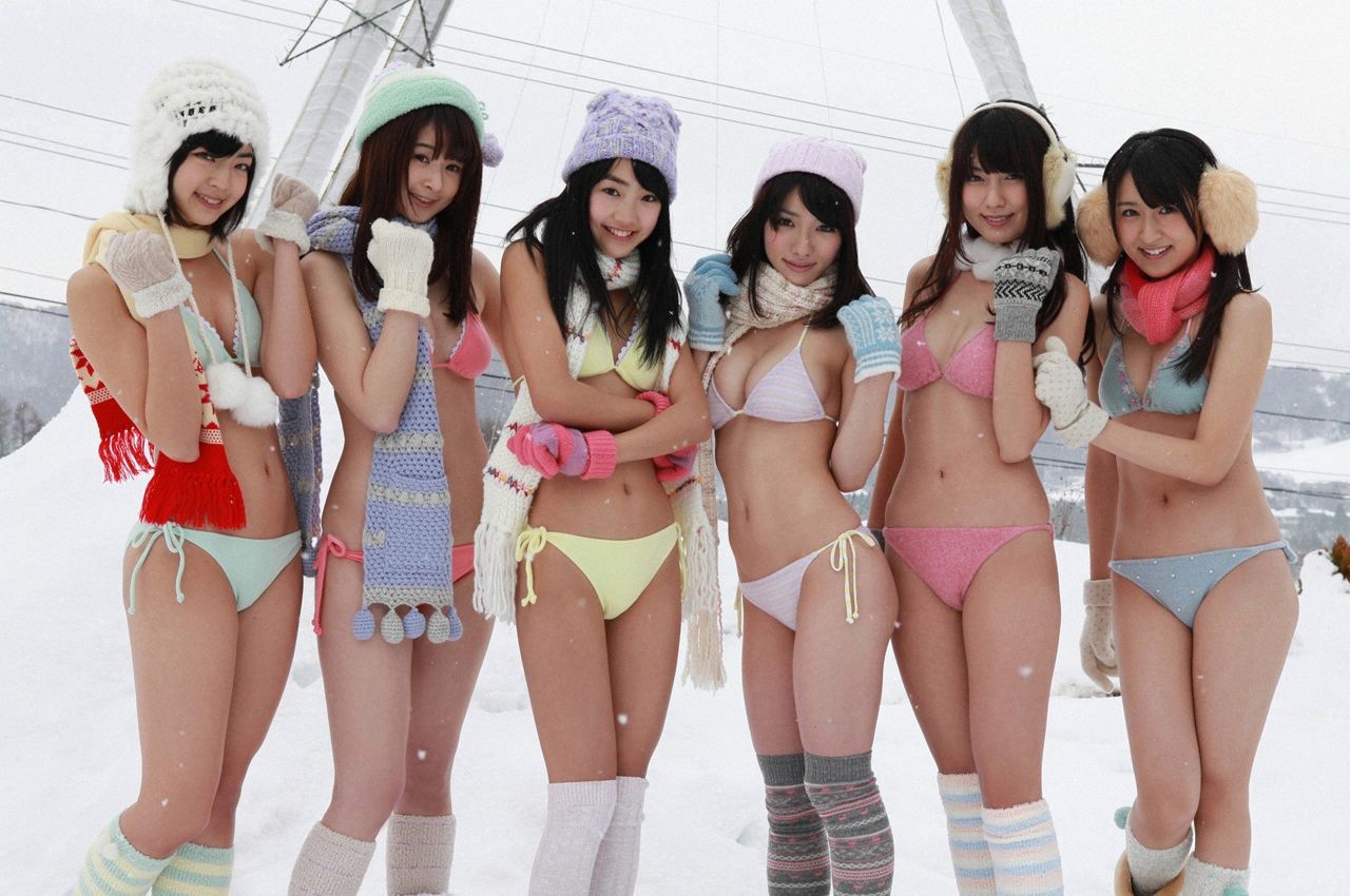 今野杏南&入矢麻衣&朝仓由舞&秋月三佳&椎名もも&他6人《at 雪山-雪合战》-图1