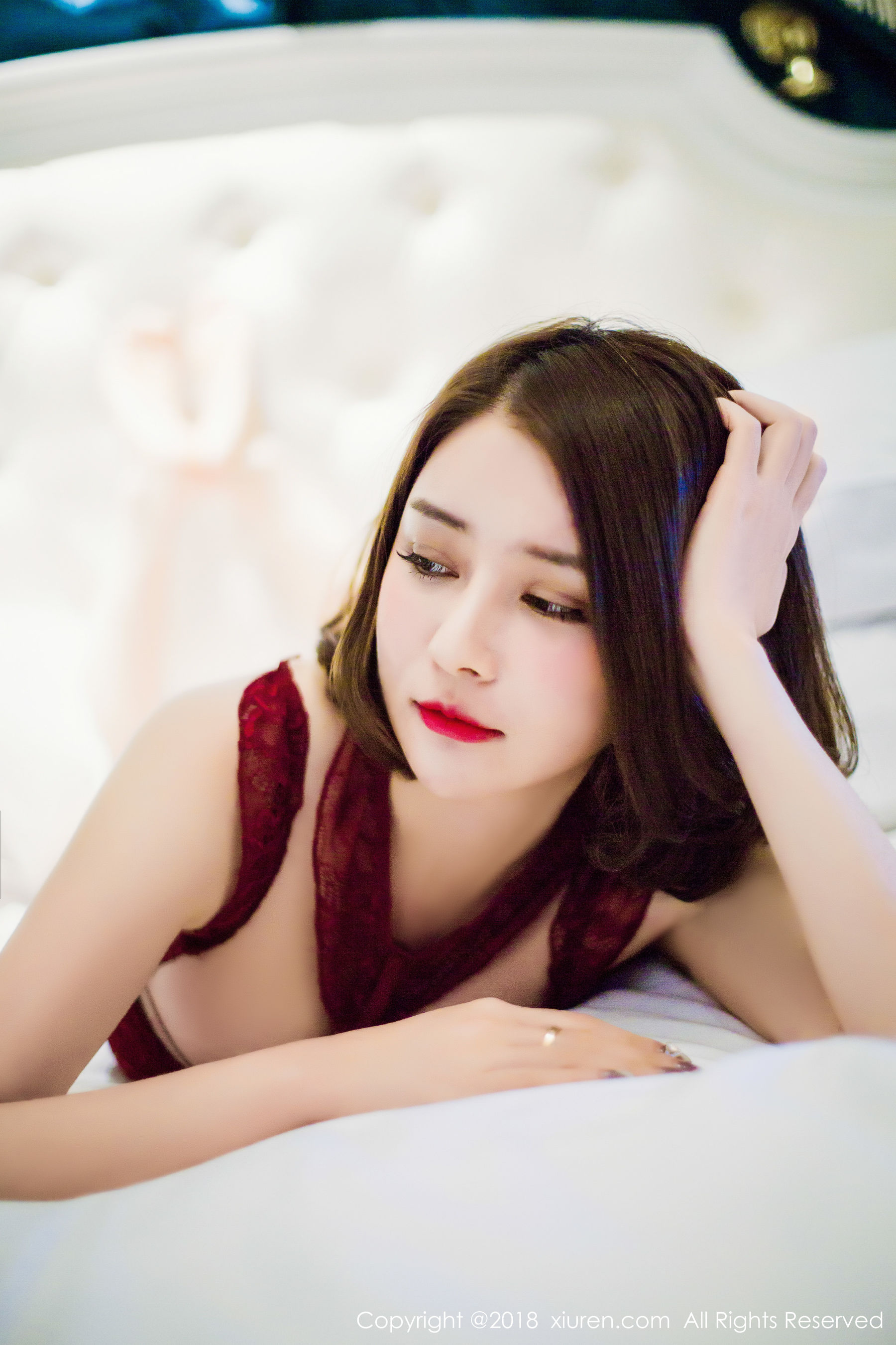 女神@廿十《长裙街拍+内衣+浴袍》  No.935-图36