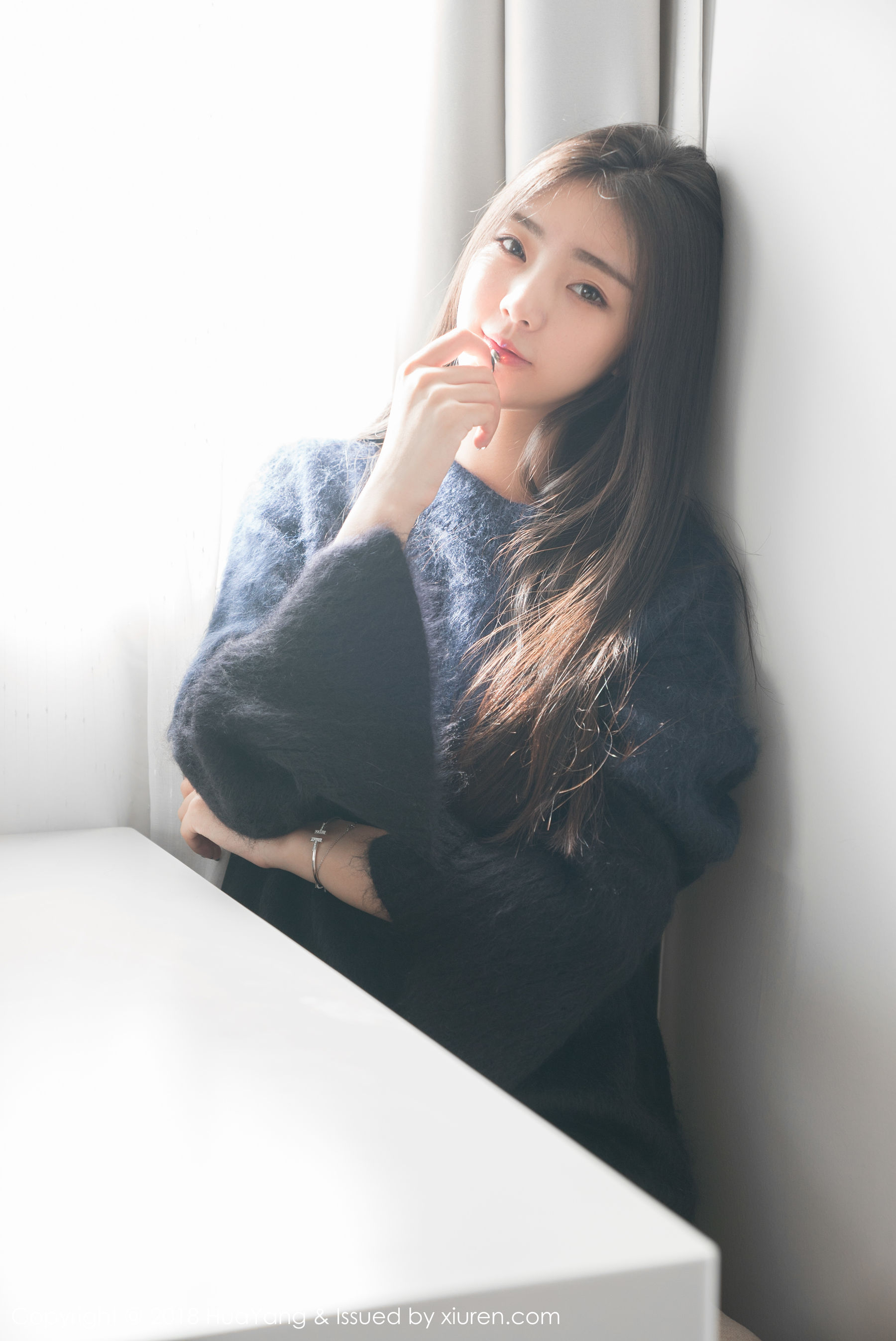 可樂Vicky《毛衣+白衬衫》  Vol.027-图1