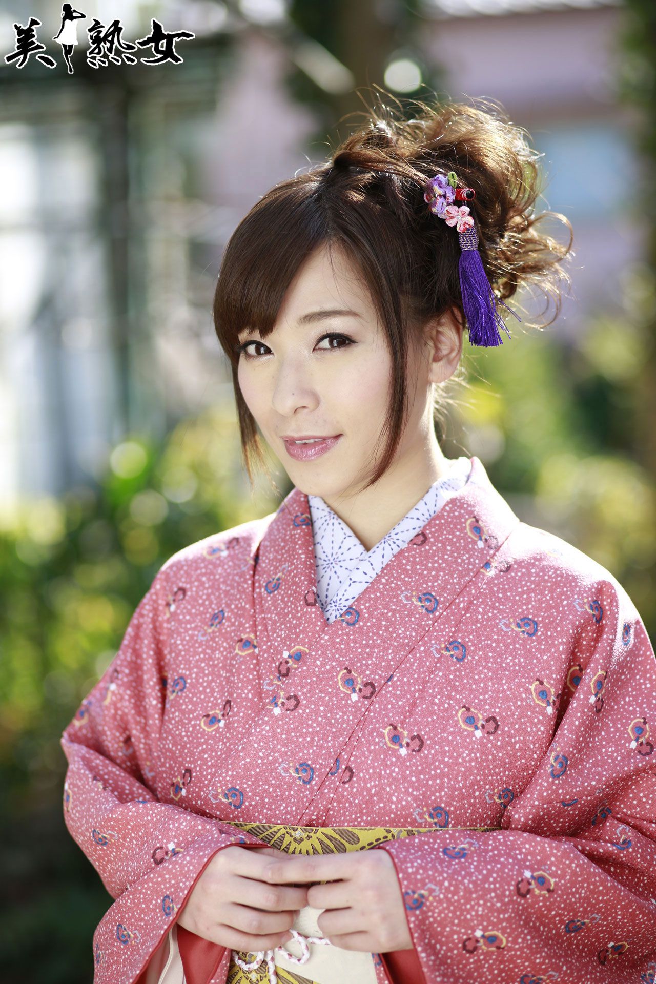 人気熟女 jkj030 かすみ果穂/香澄果穗-图0