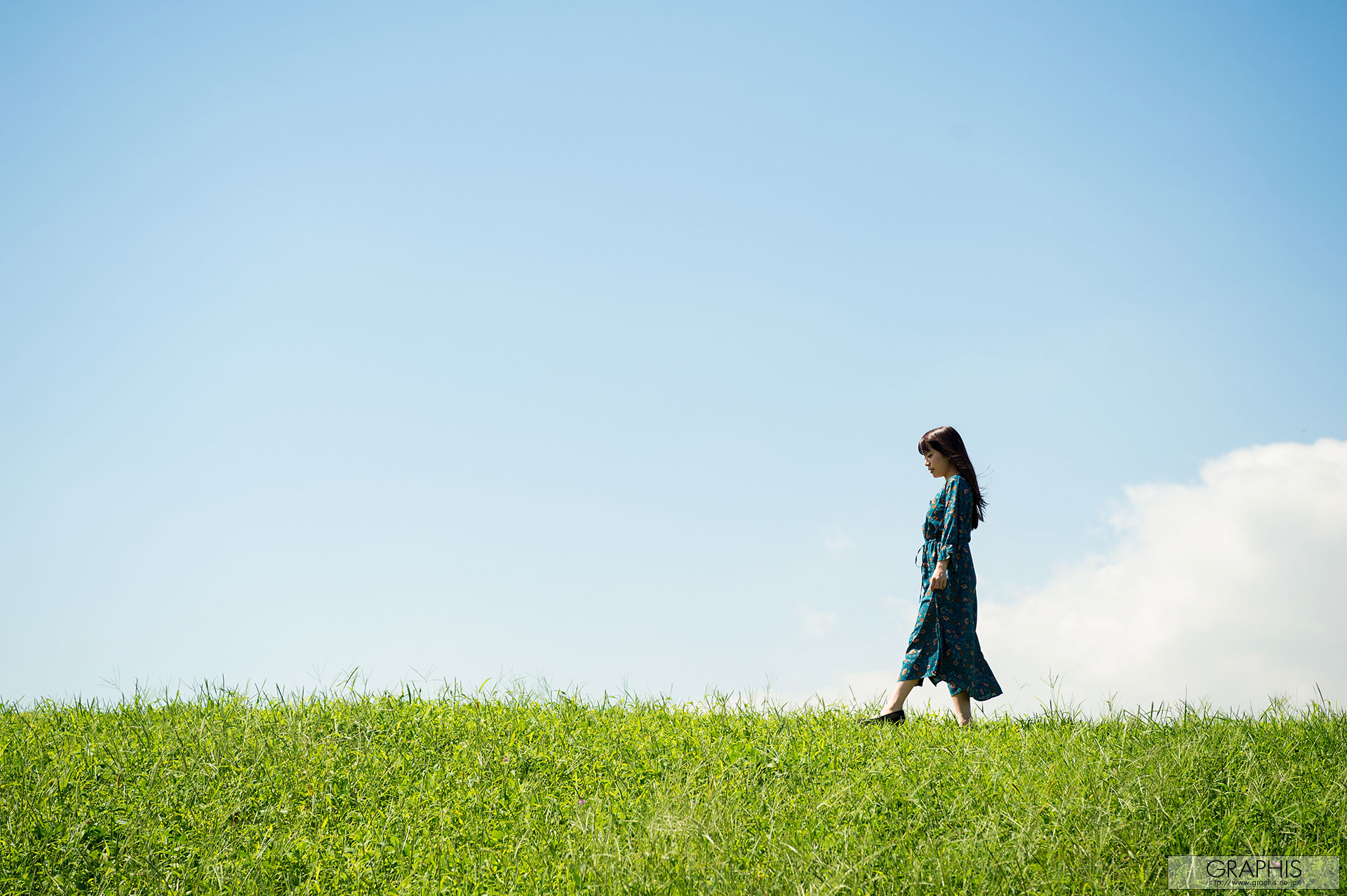 初美りん/初美铃《Look at me!》  Gals-图0