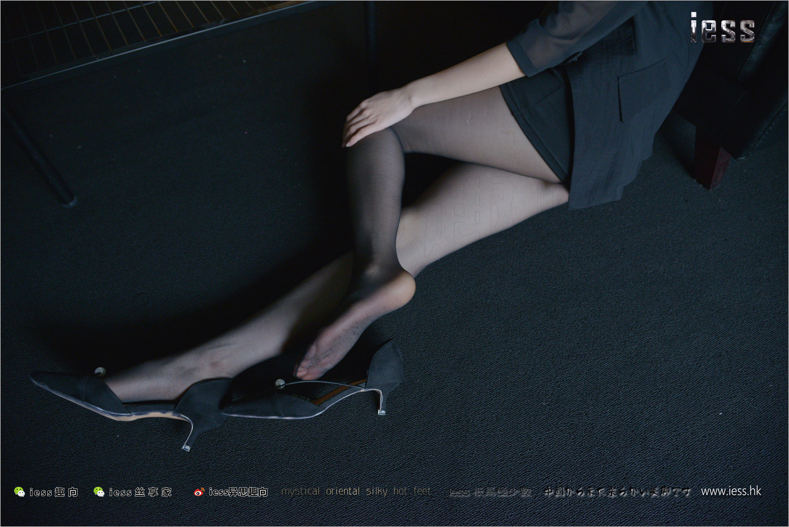 小莫《小莫的暗调黑丝④》  丝足便当193-图54
