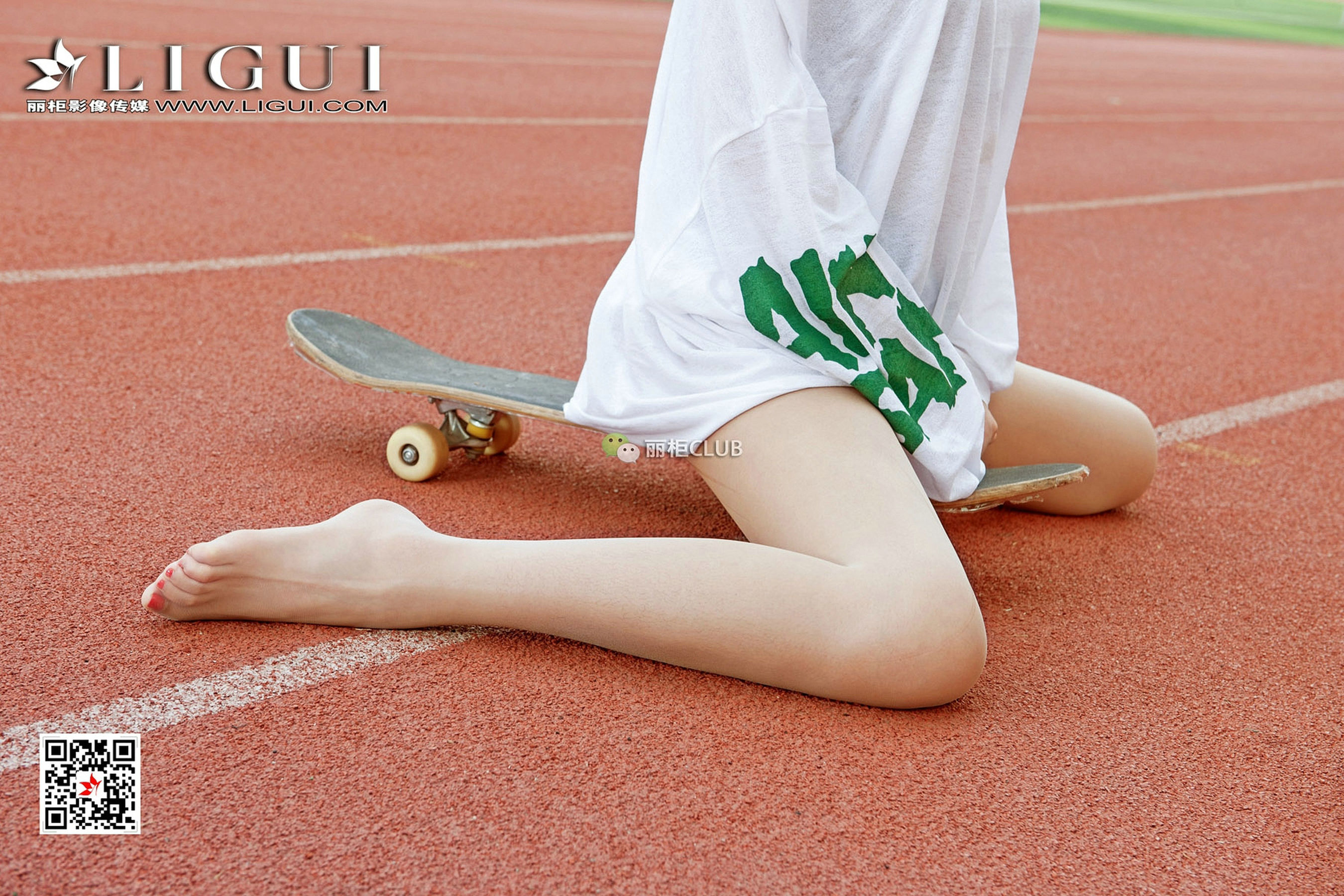 Model 筱筱《滑板少女丝足全套》-图75