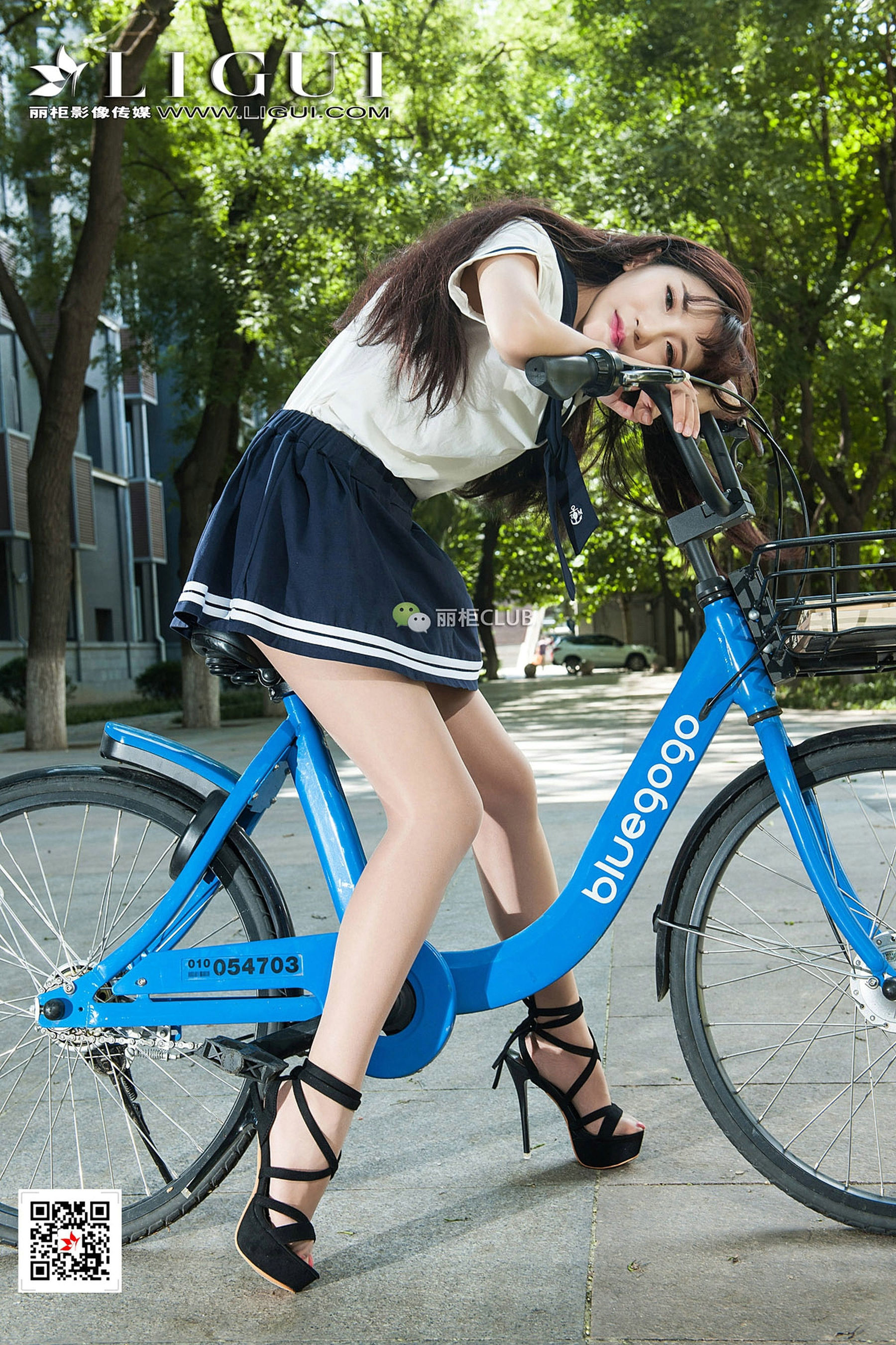 Model 筱筱《校园女神丝足美腿》-图11