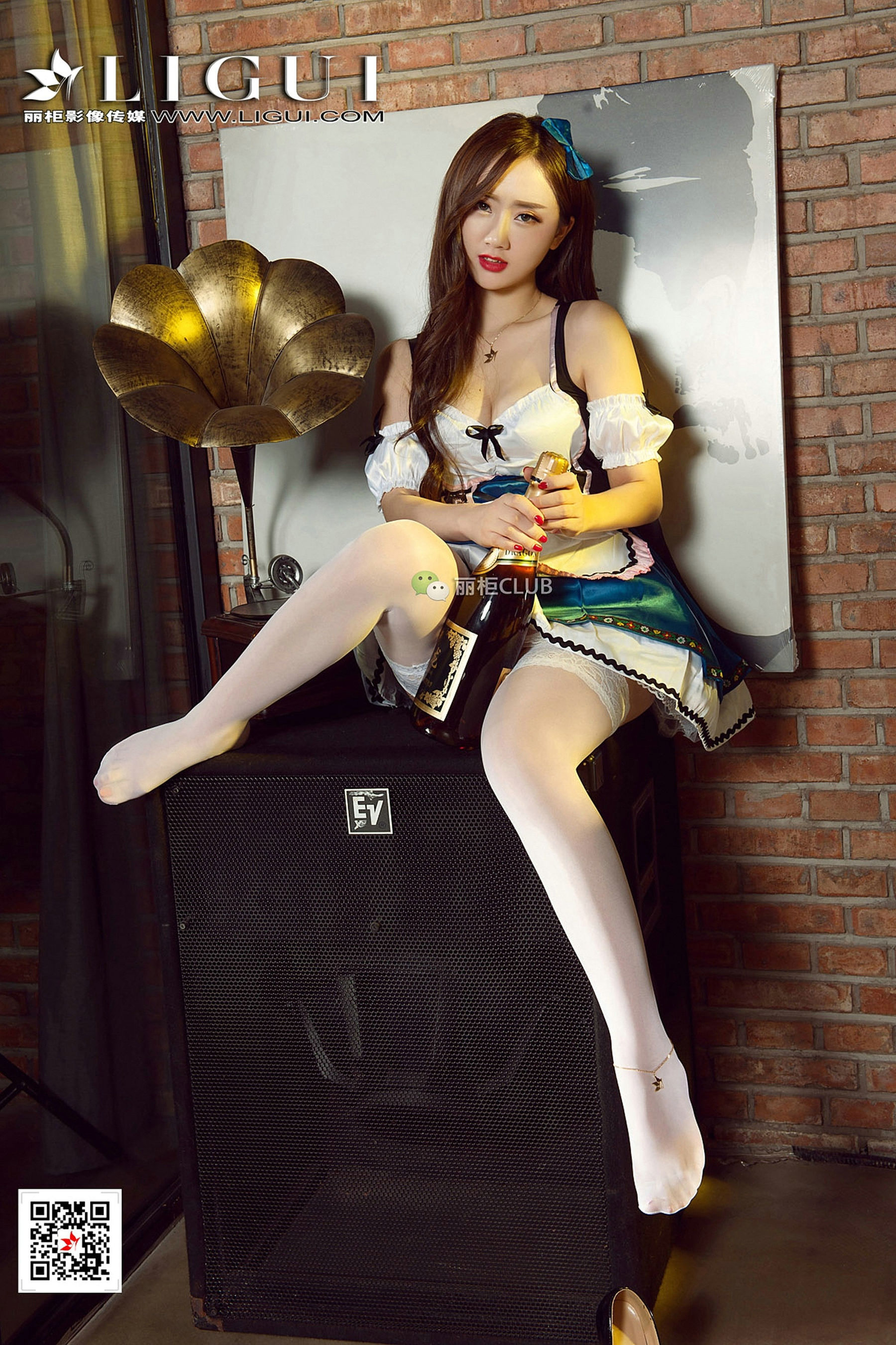 Model 然然《白丝美腿丝脚》-图33