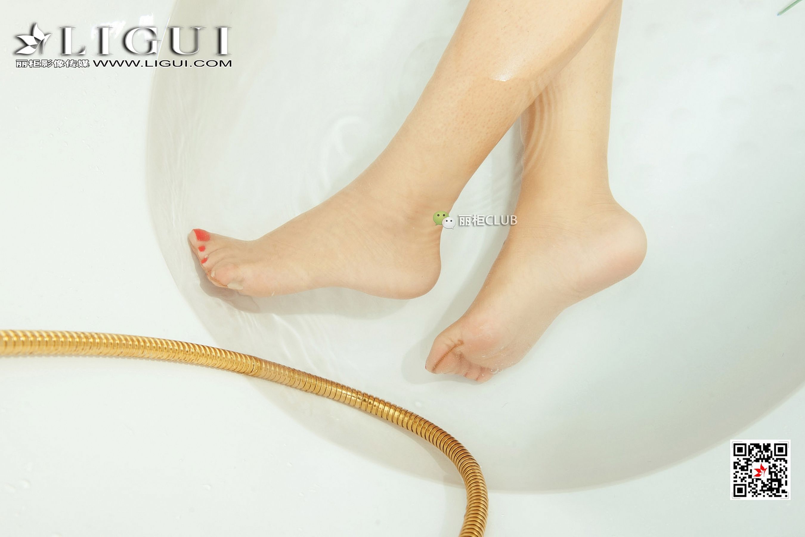 Model 悠悠《浴缸玉足》-图39