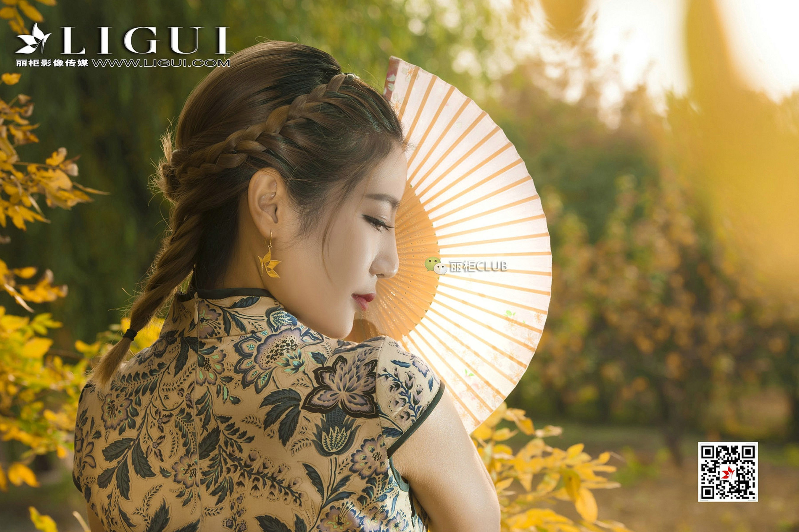 Model 悠悠《黄昏优雅旗袍唯美丝足》-图12