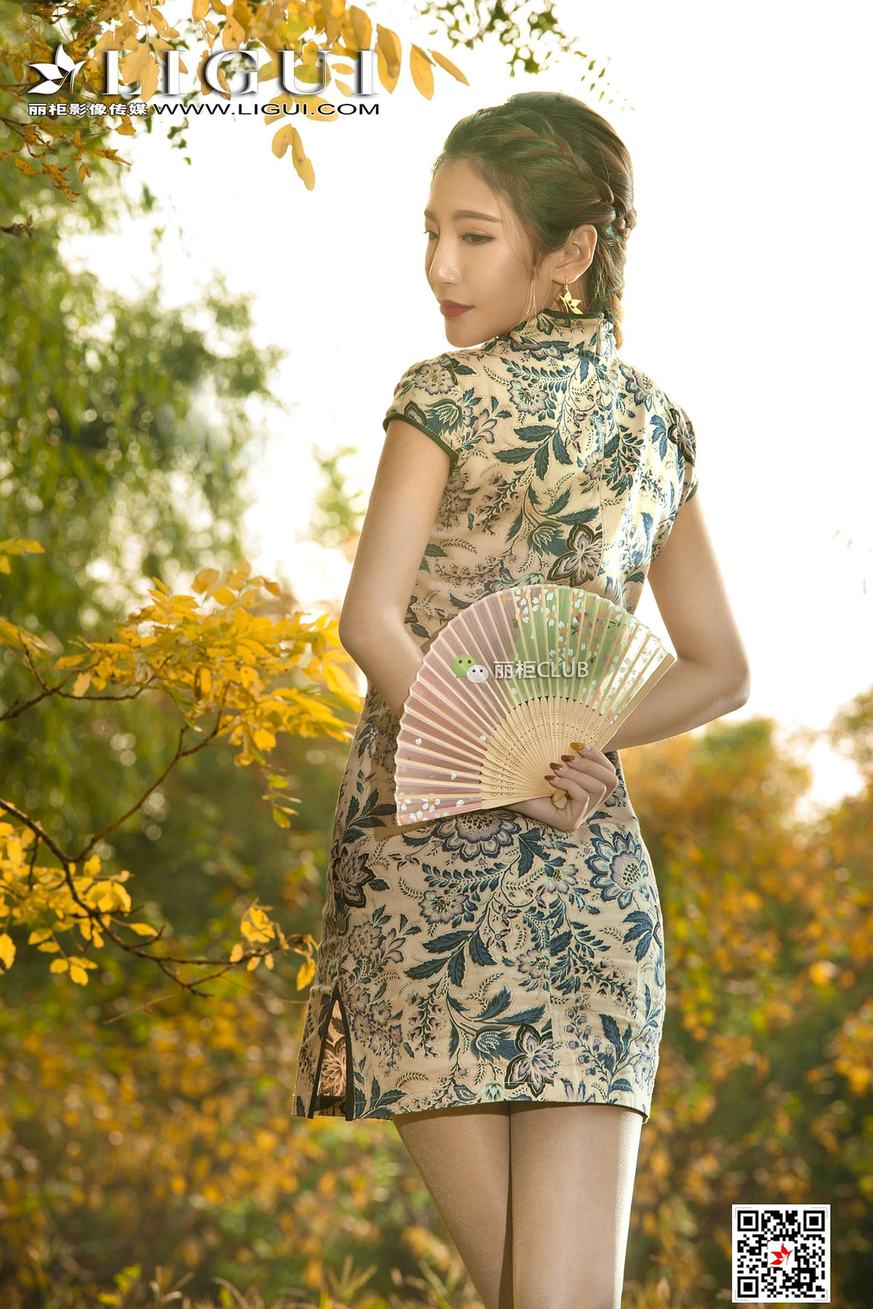 Model 悠悠《黄昏优雅旗袍唯美丝足》-图8
