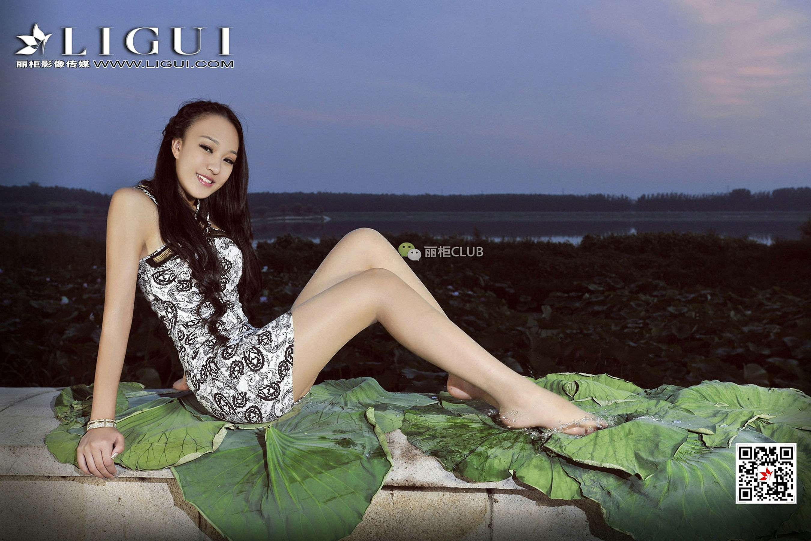 Model 腿模Amily《连衣套裙+肉丝足》-图43