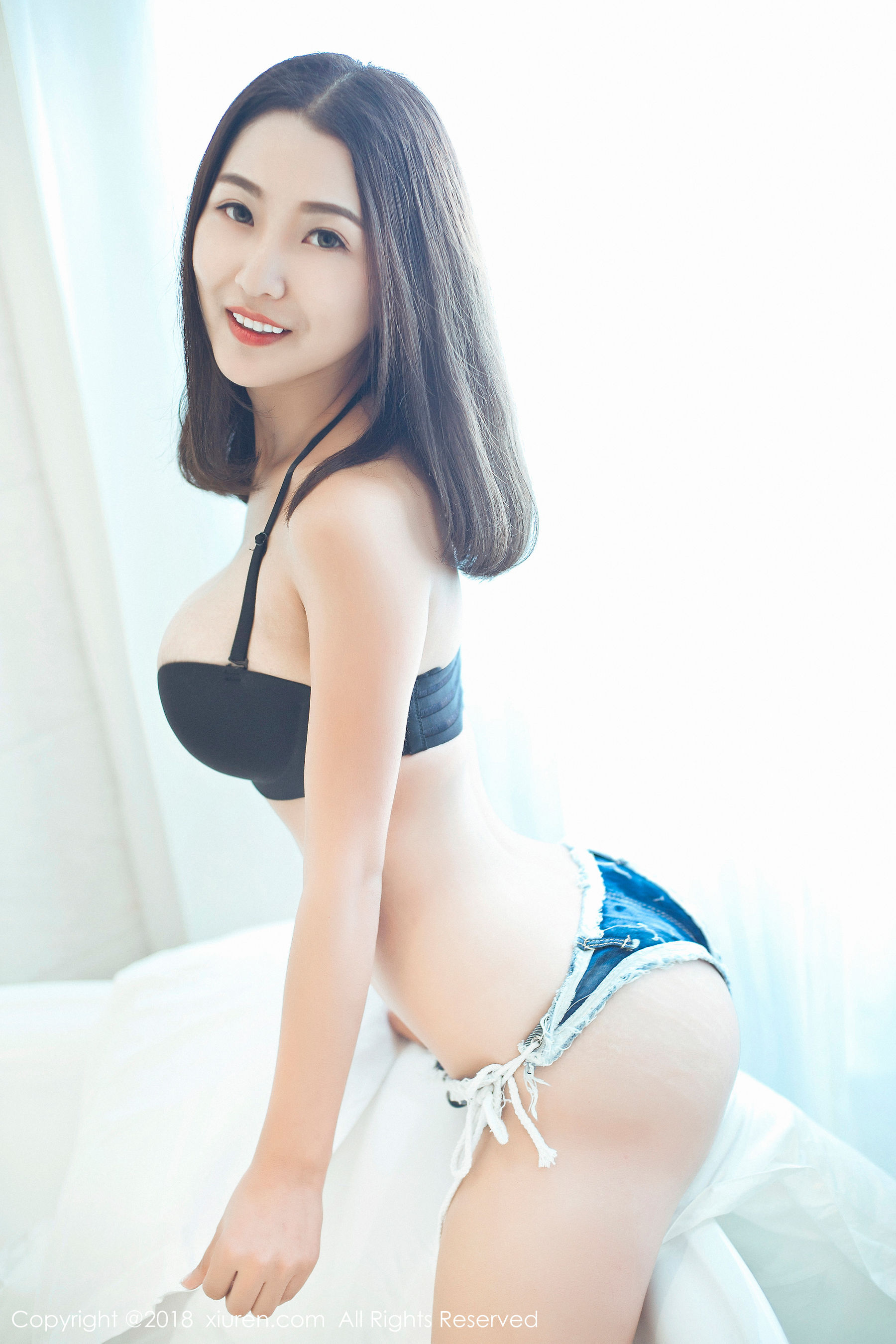 七月Julie《极品豪乳细腰的软姊妹》  No.964-图39