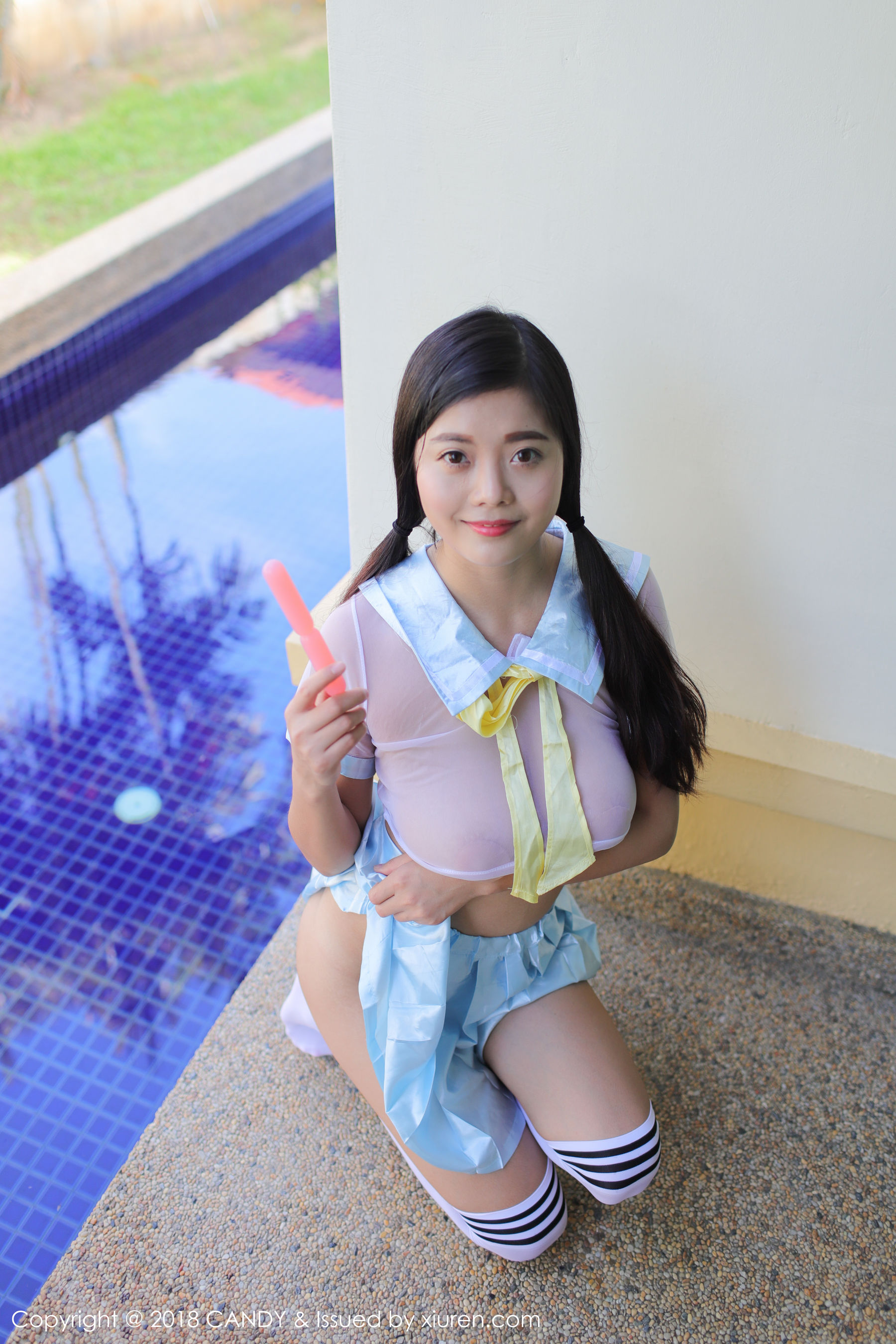 Mieko林美惠子《性感肚兜+透视学生装》  VOL.057-图25
