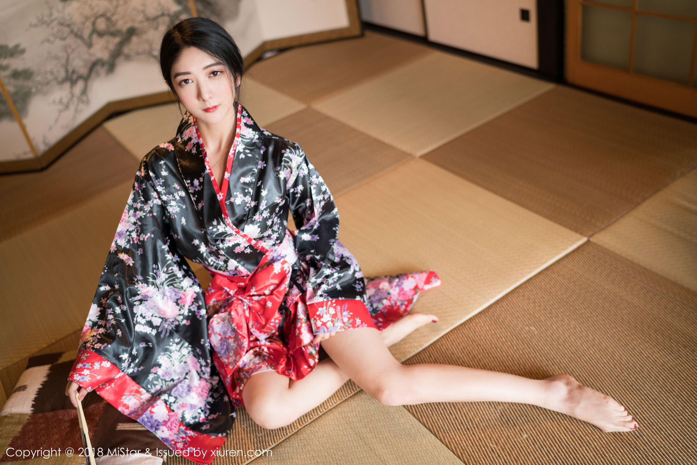 小热巴《开背毛衣+和服+OL职场》  VOL.213-图12