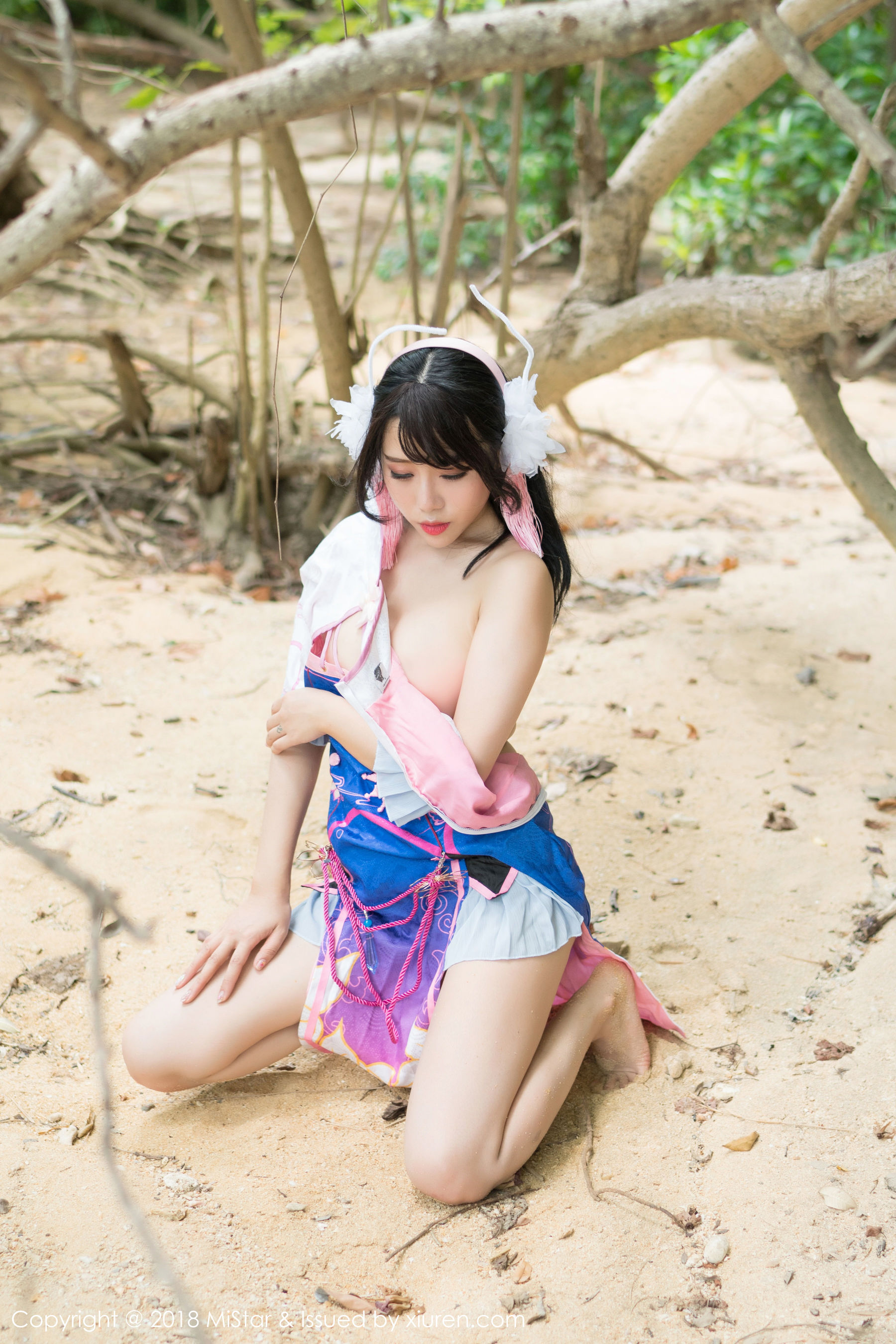 兜豆靓Youlina《外拍COS不知火舞与DVA》  VOL.215-图32