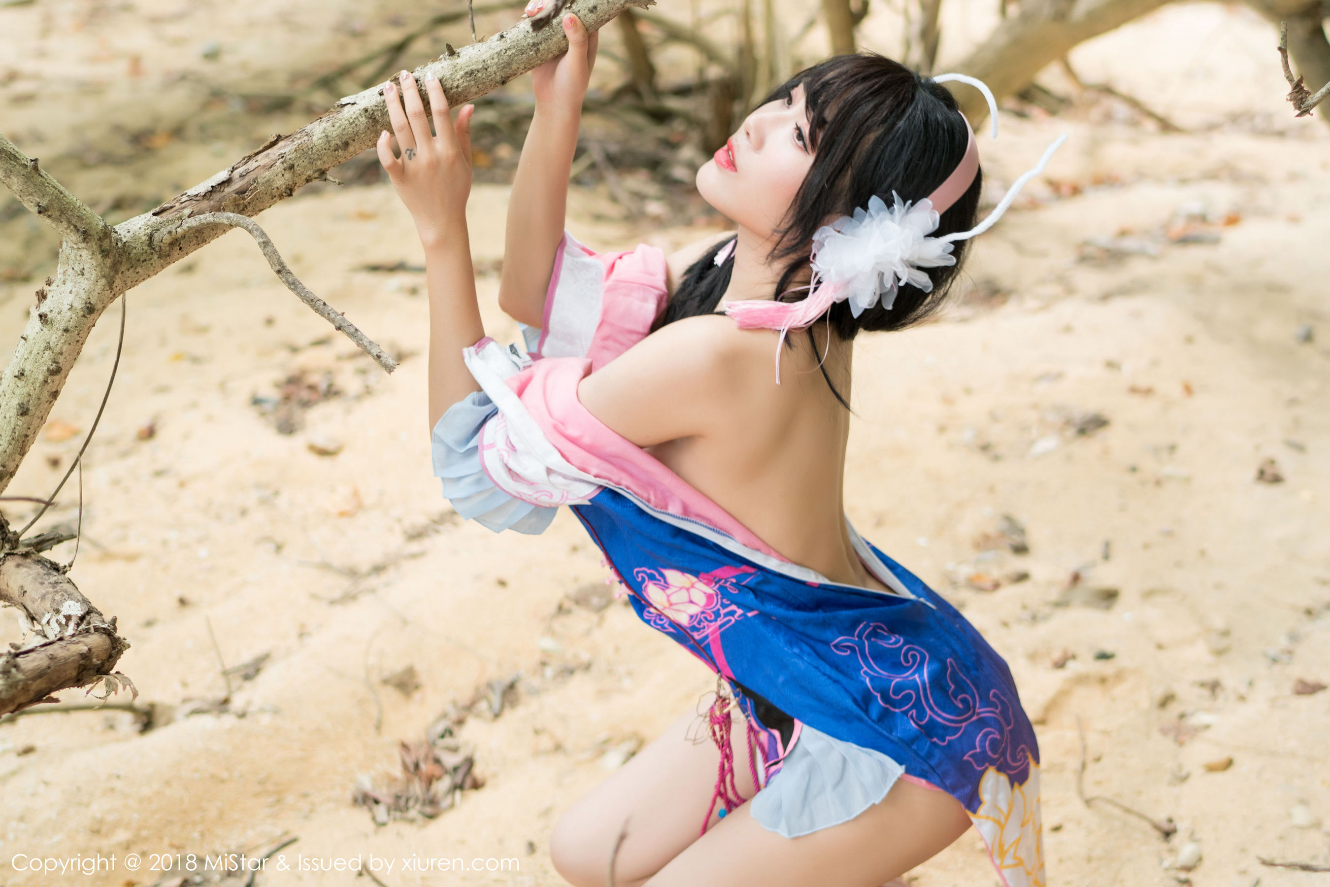 兜豆靓Youlina《外拍COS不知火舞与DVA》  VOL.215-图35