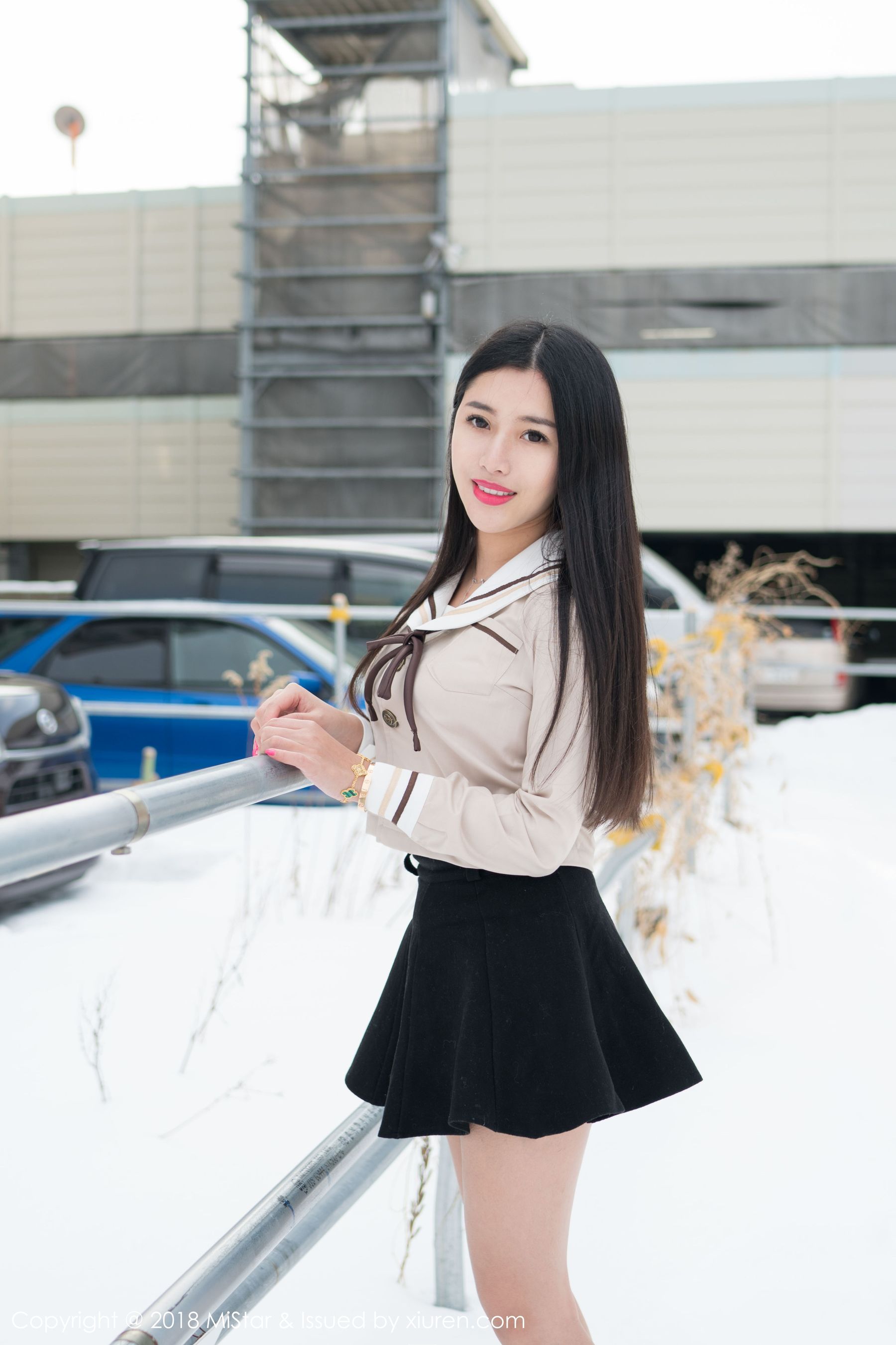 陈嘉嘉Tiffany《雪中有佳人+性感肚兜》  VOL.216-图9