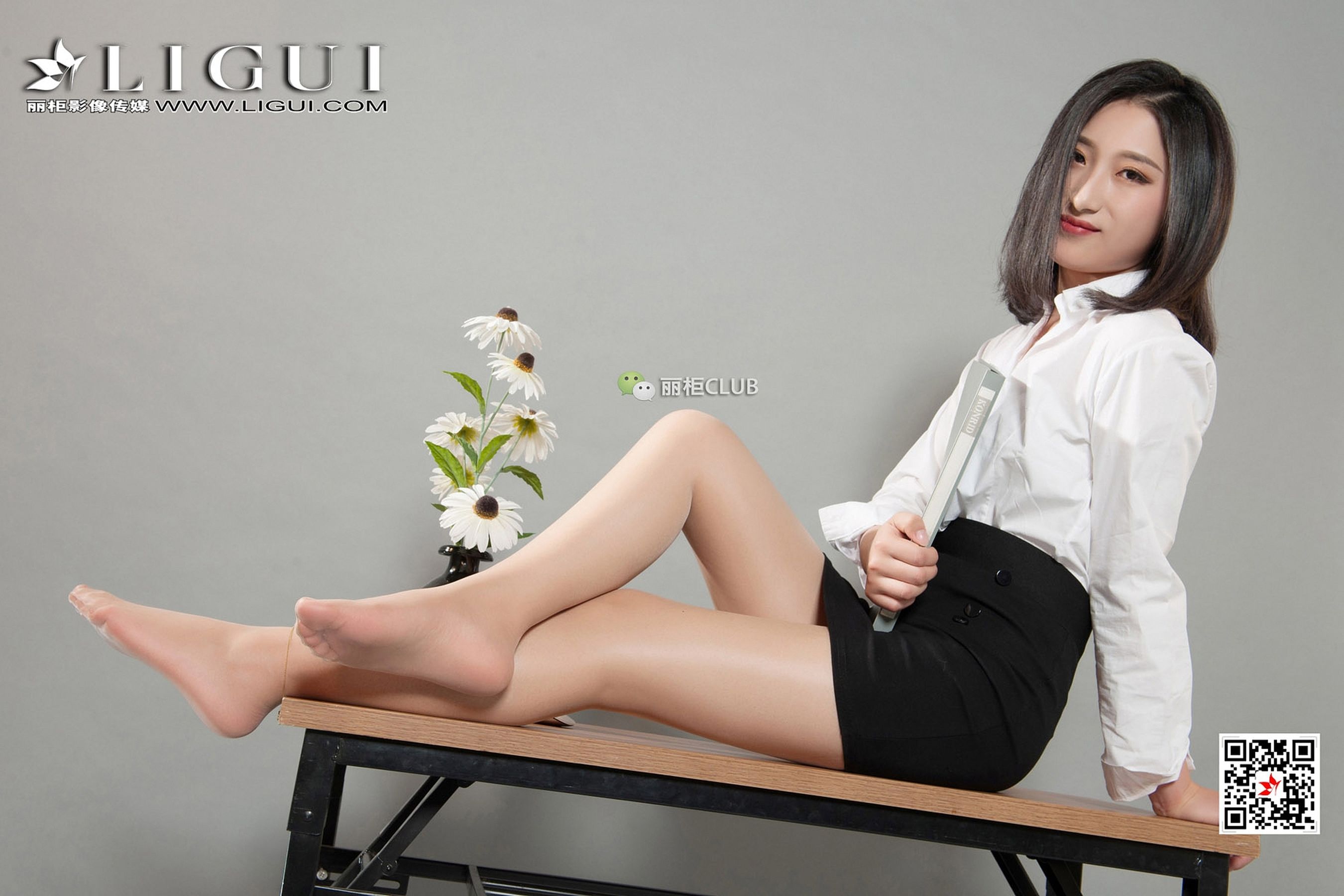 Model 腿模阮阮《肉丝OL丝足》-图15