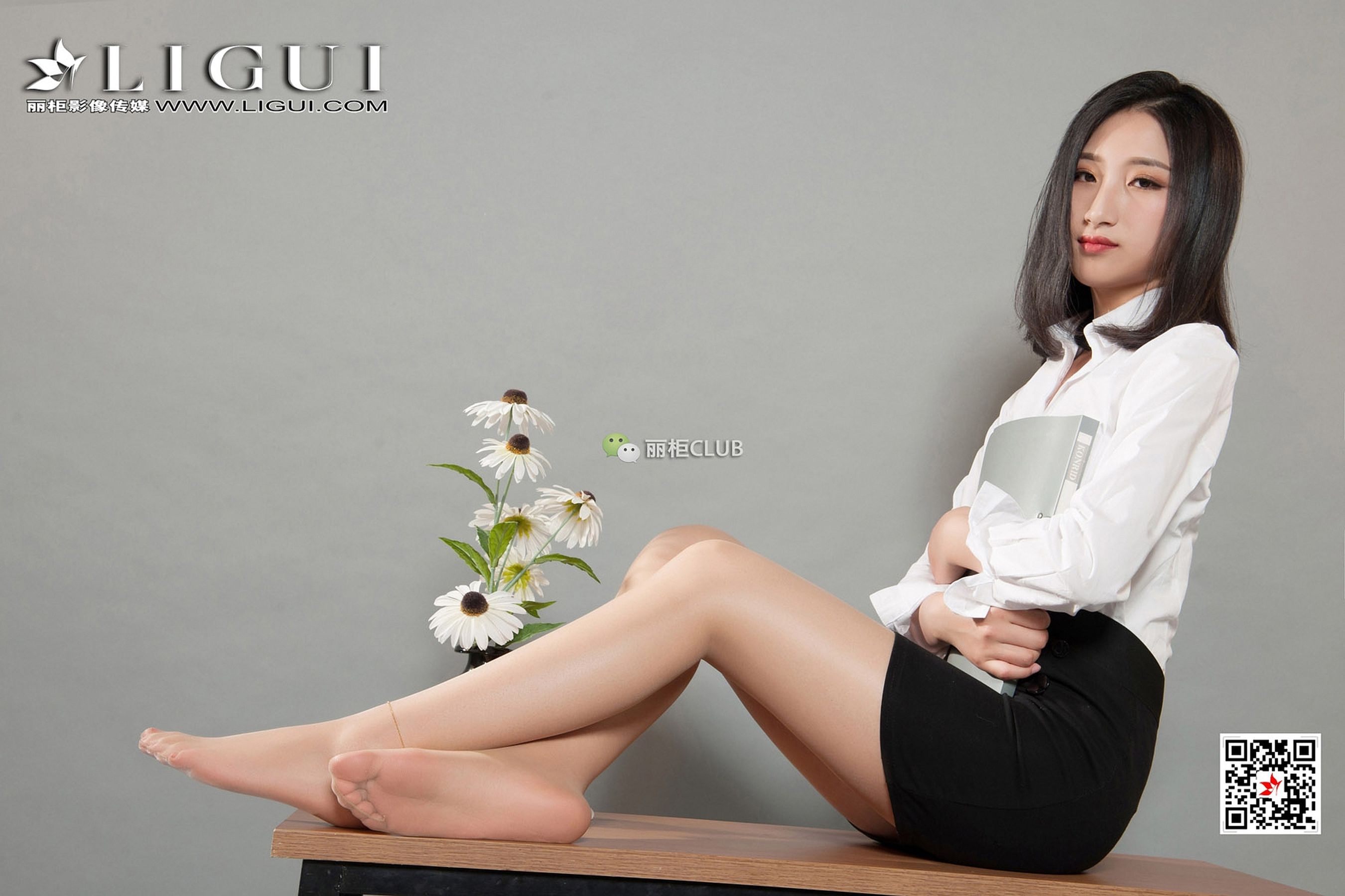 Model 腿模阮阮《肉丝OL丝足》-图31