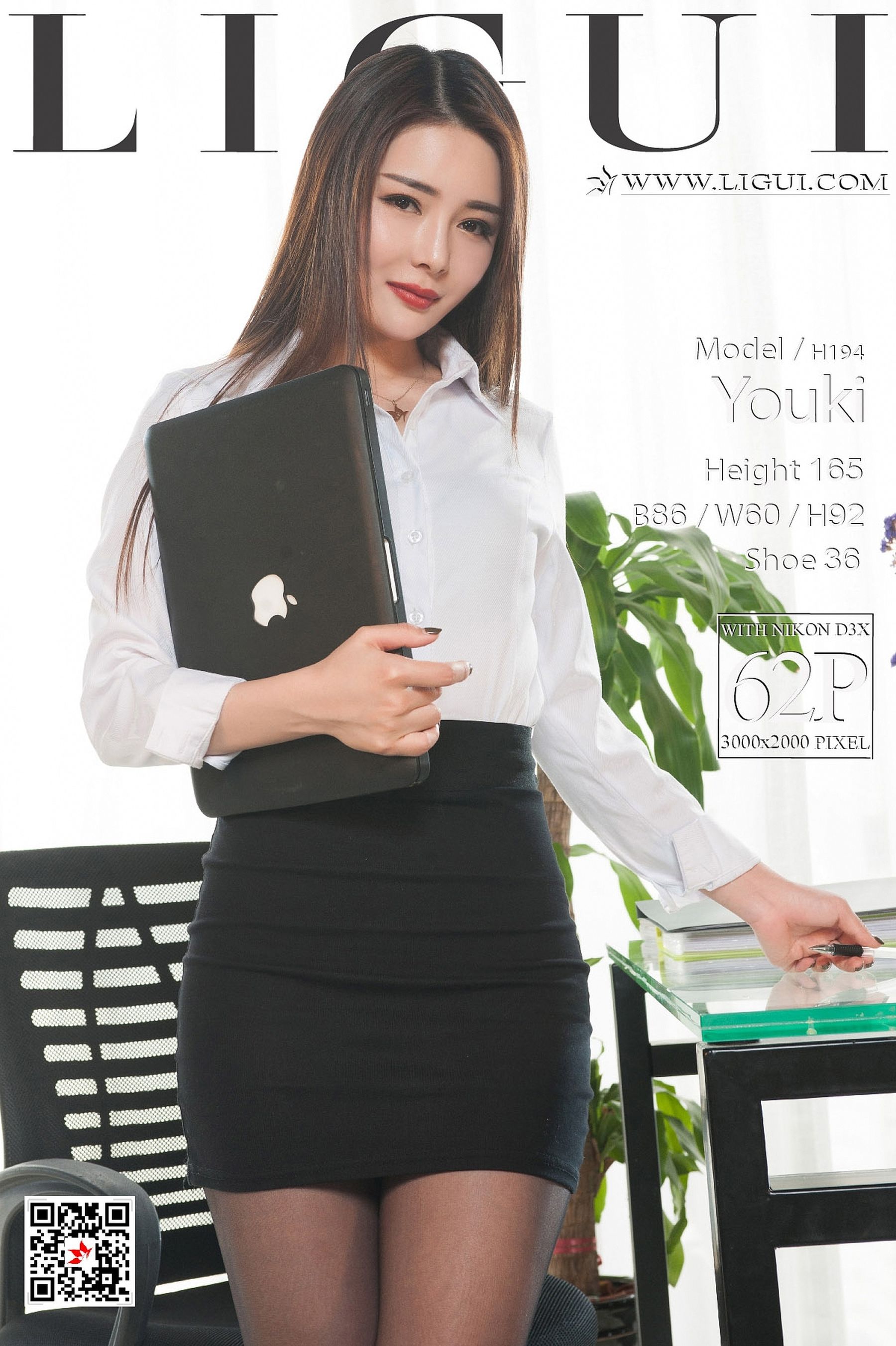 Model 腿模Youki《黑丝OL丝足》-图0