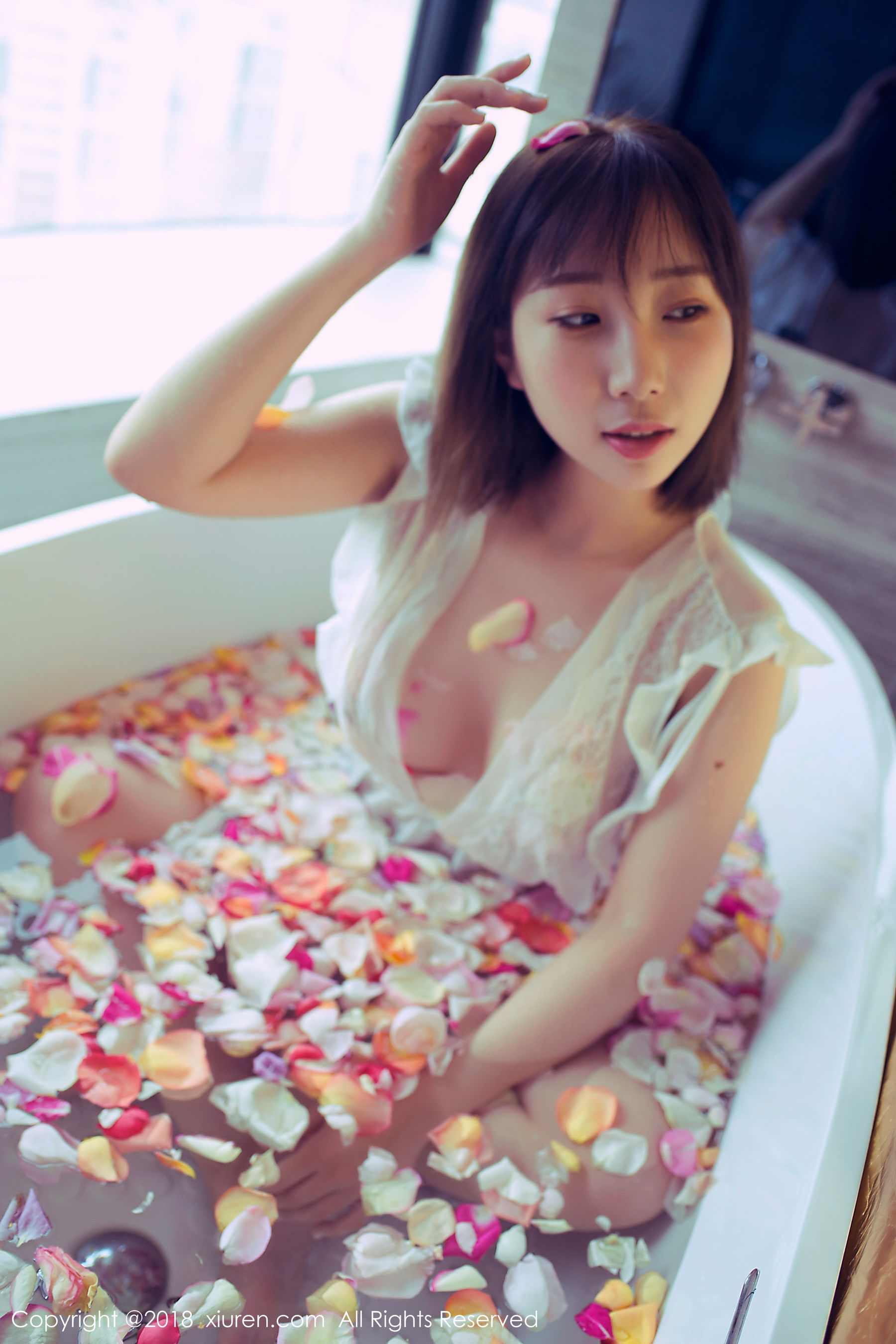 枝恩《短发百变大美女》  No.981-图5