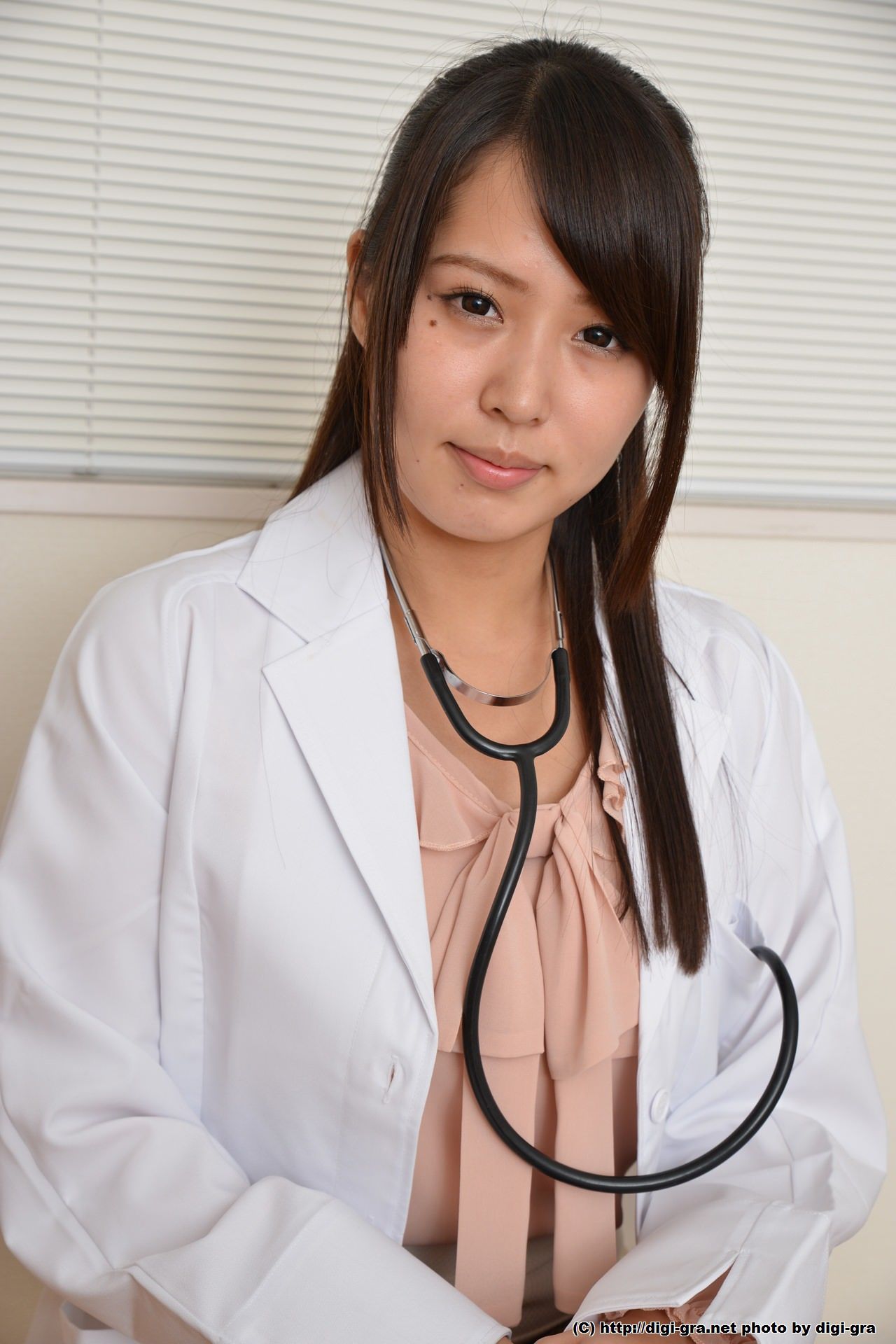 Tohno Miho 通野未帆《黑丝医生》 Set09-图26