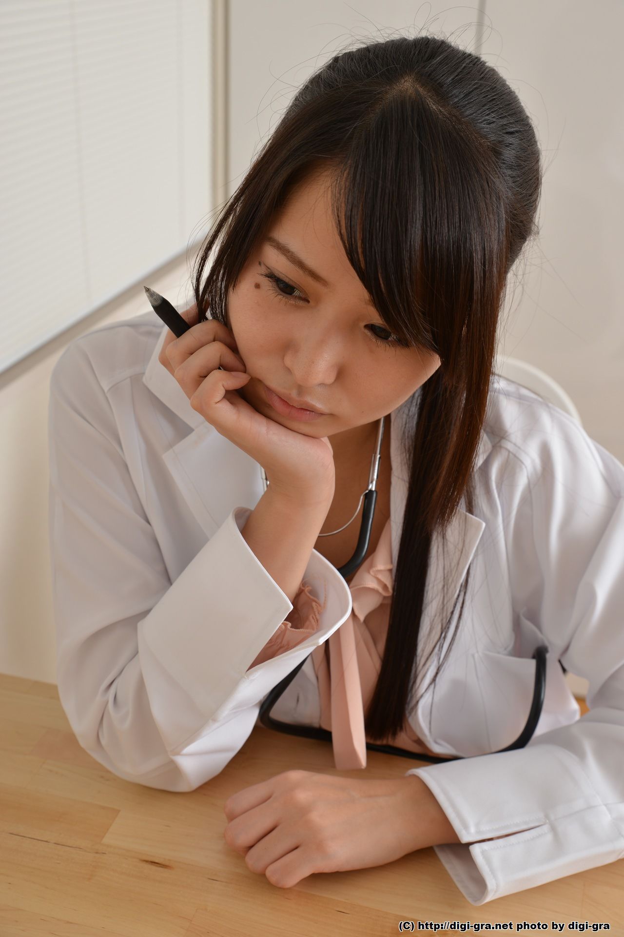 Tohno Miho 通野未帆《黑丝医生》 Set09-图6