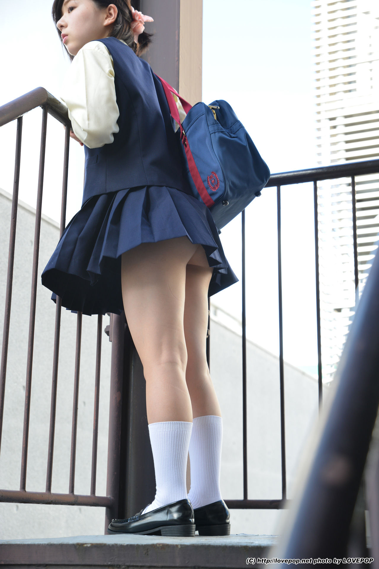 笹山りん《校服诱惑》-图1