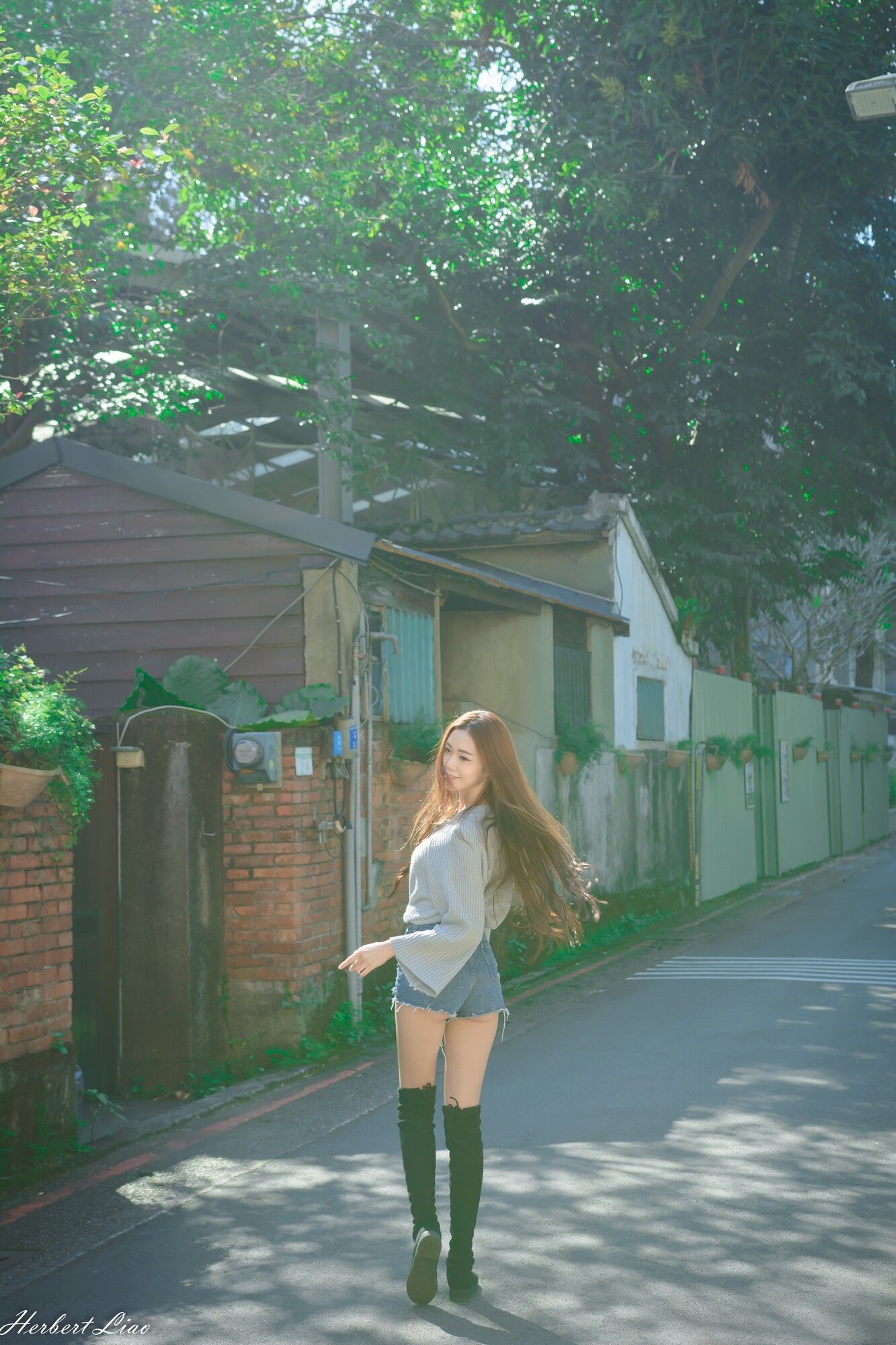 黄上晏Rubis《古亭站周邊~牛仔热裤街拍》-图29