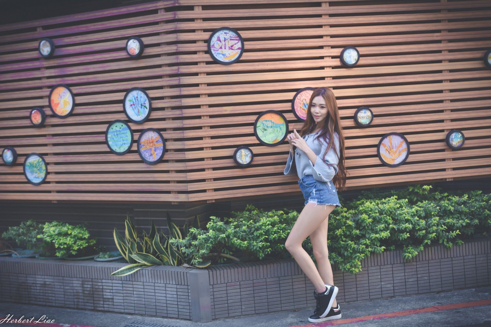 黄上晏Rubis《古亭站周邊~牛仔热裤街拍》-图7