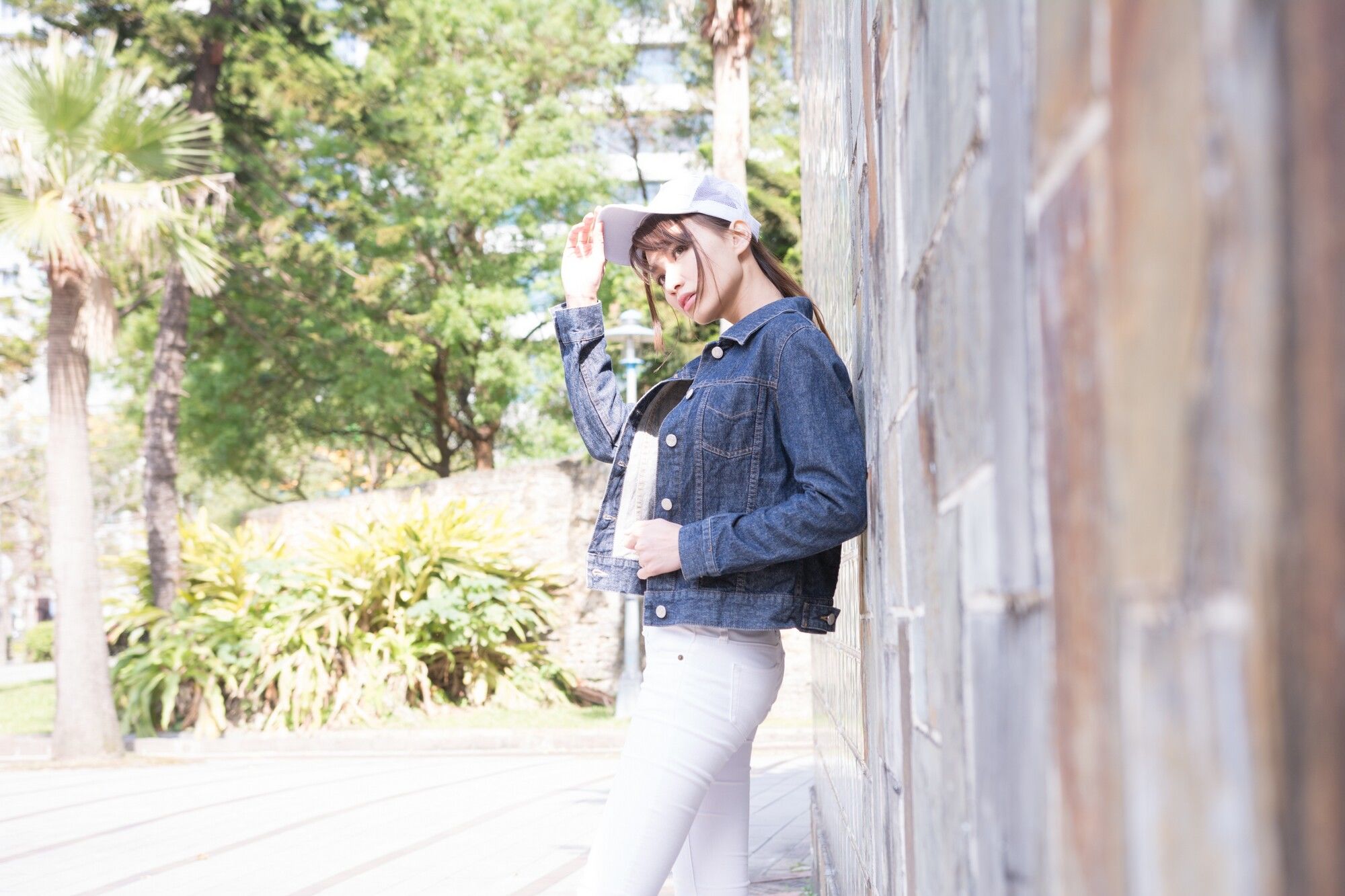 蔡译心《信義區周邊》 牛仔+紧身裤-图34