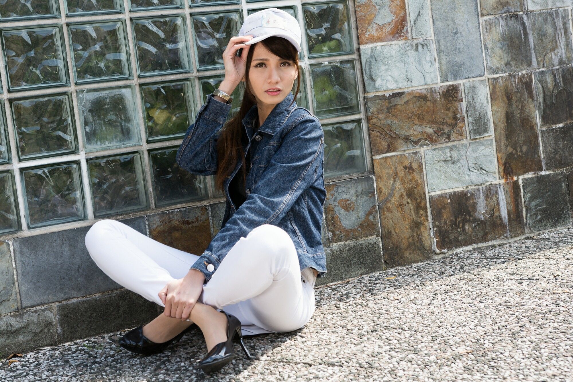 蔡译心《信義區周邊》 牛仔+紧身裤-图52