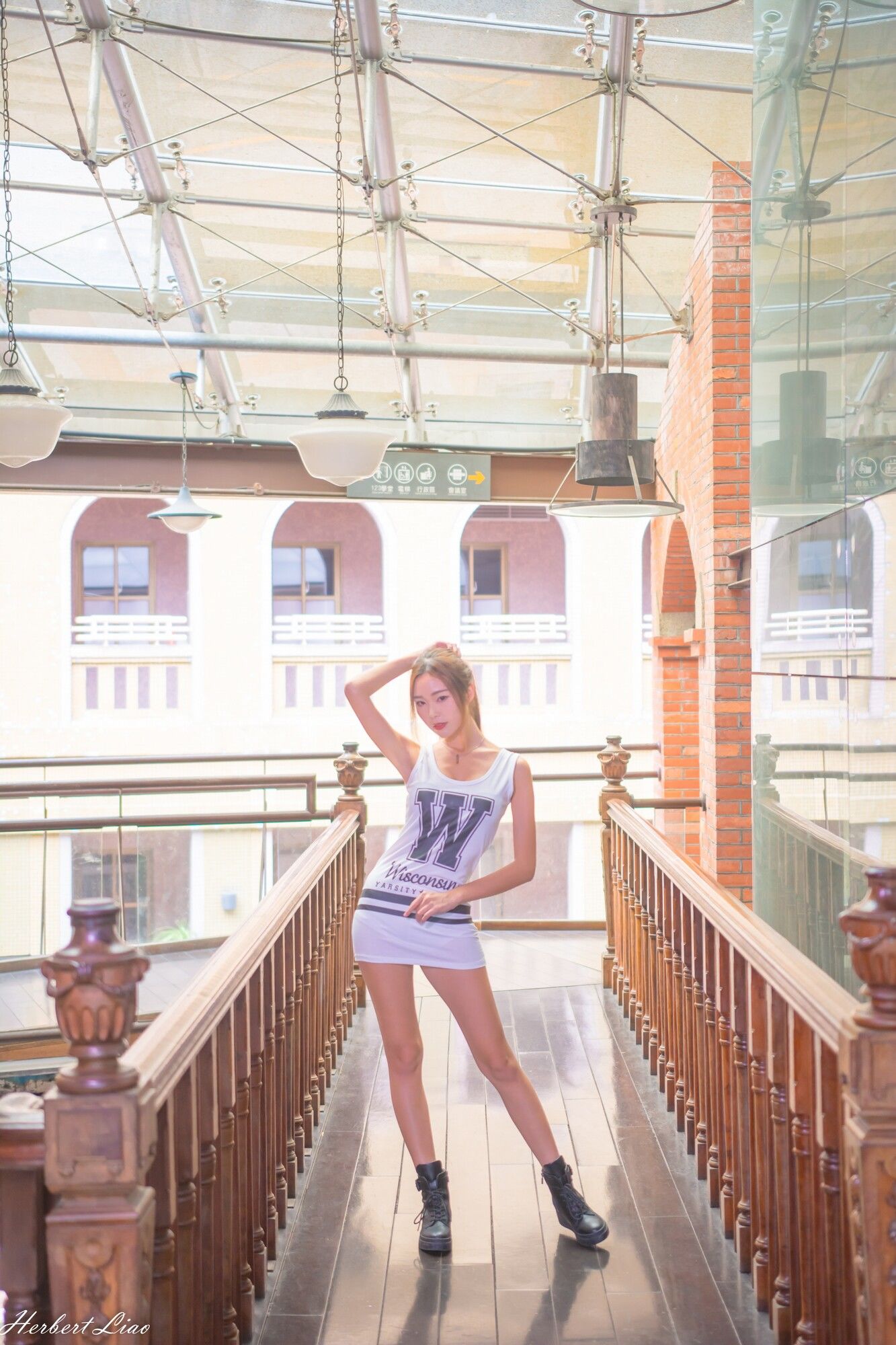 黄上晏Rubis《剝皮寮~包臀背心系列》-图1