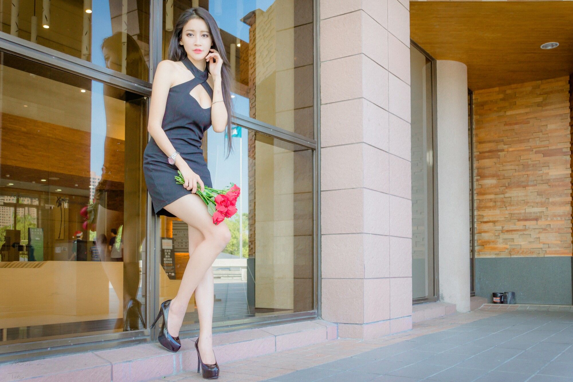 詹艾葳Avril《黑白双色女神街拍》-图9