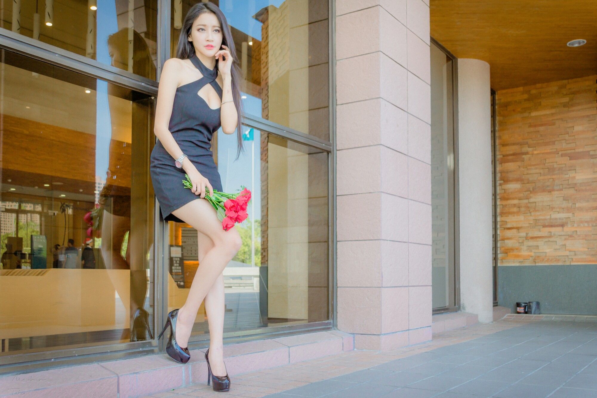 詹艾葳Avril《黑白双色女神街拍》-图10