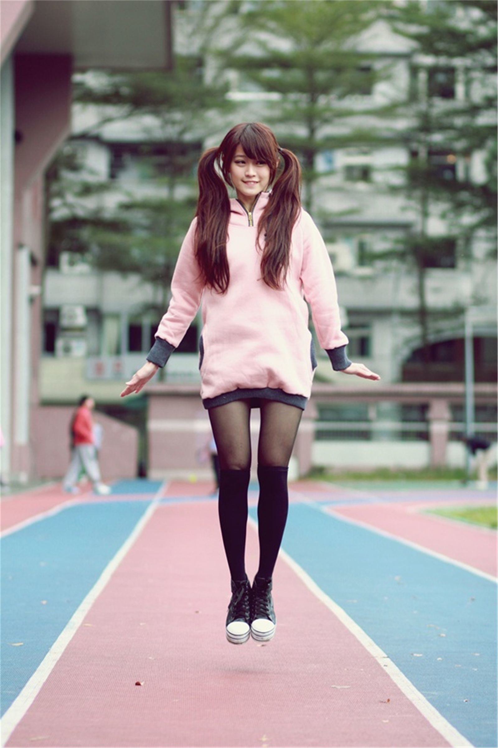 邱俞瑄(渔瑄)+白白《校园卖萌外拍》-图13