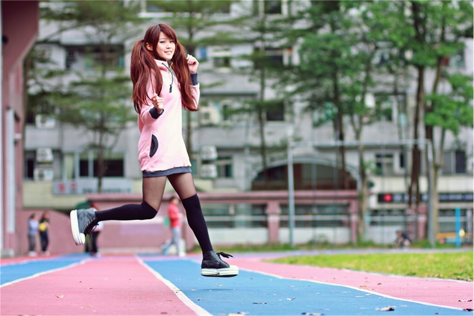 邱俞瑄(渔瑄)+白白《校园卖萌外拍》-图14