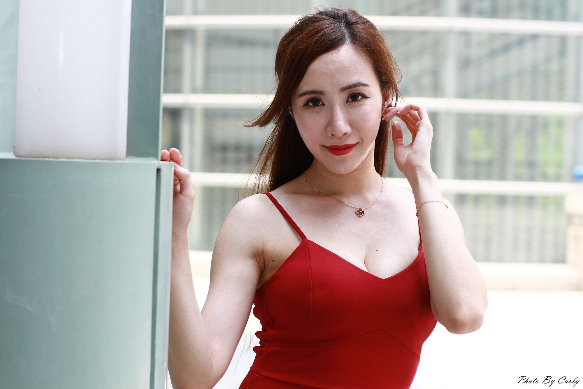 Dora妍希《高雄巨蛋~吊带包臀红裙》-图64