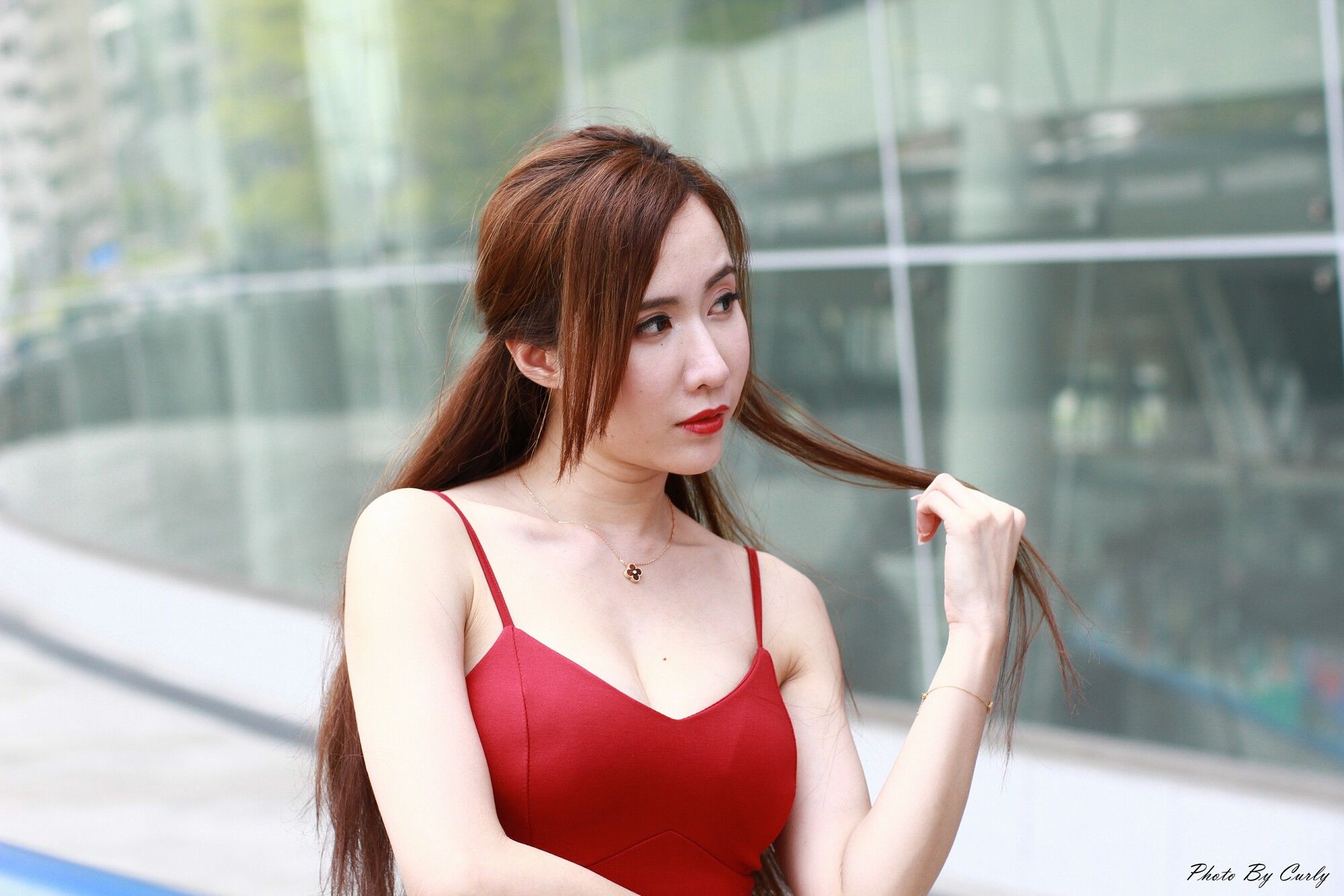 Dora妍希《高雄巨蛋~吊带包臀红裙》-图66