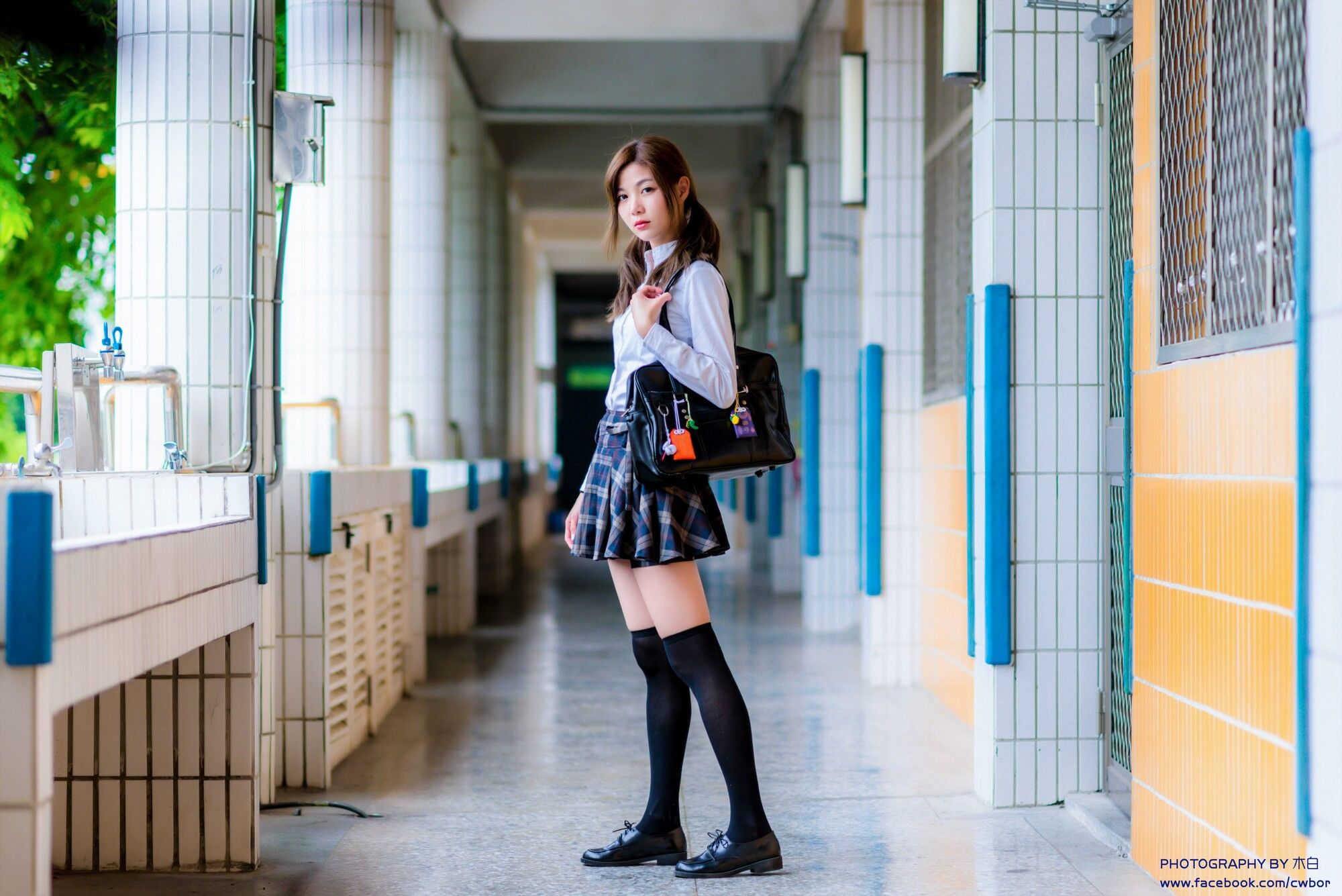 Dash Xu/許琬珍《午場 油廠國小時裝外拍》-图0