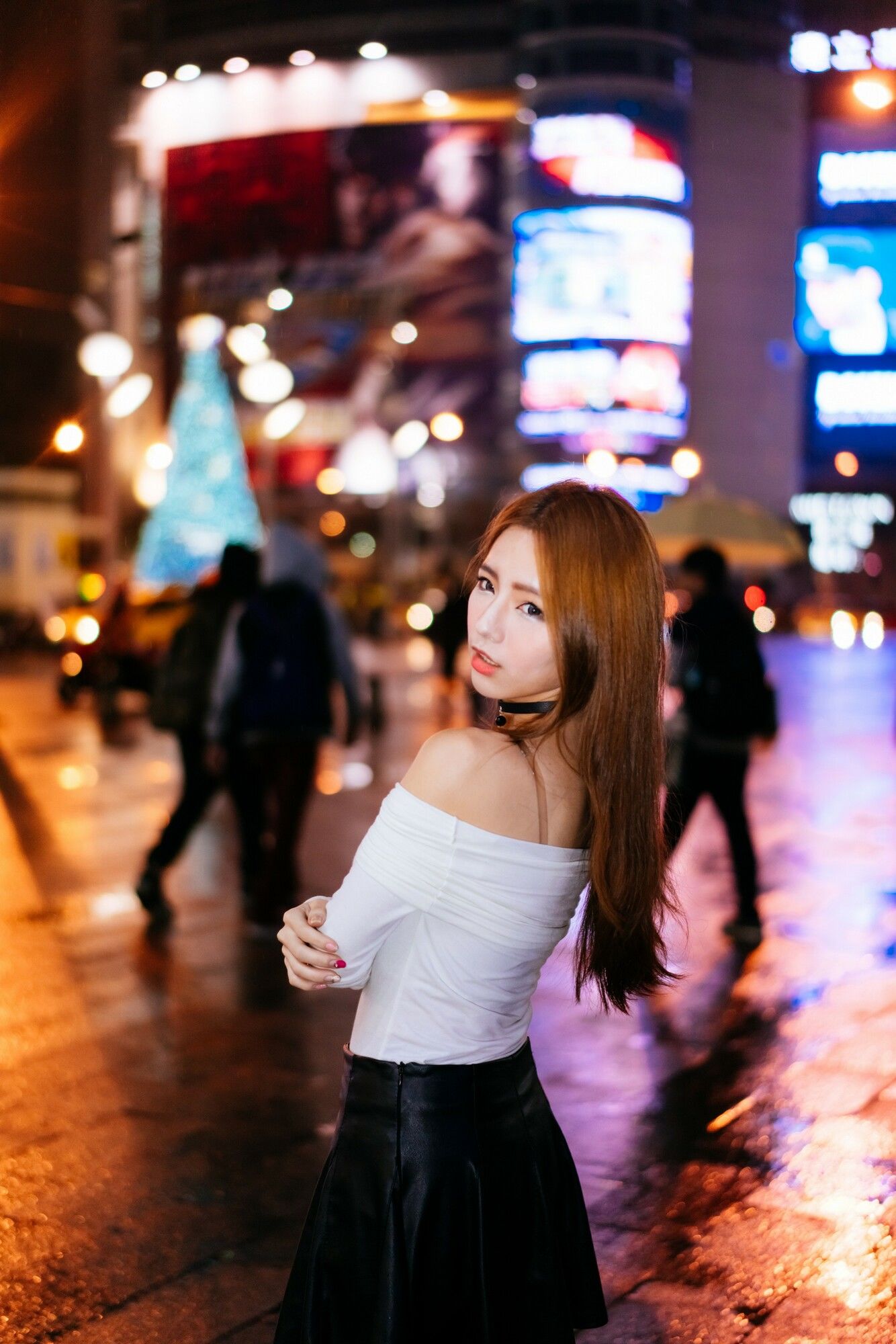 Dora周盈欣 街拍长靴黑丝皮裙-图45