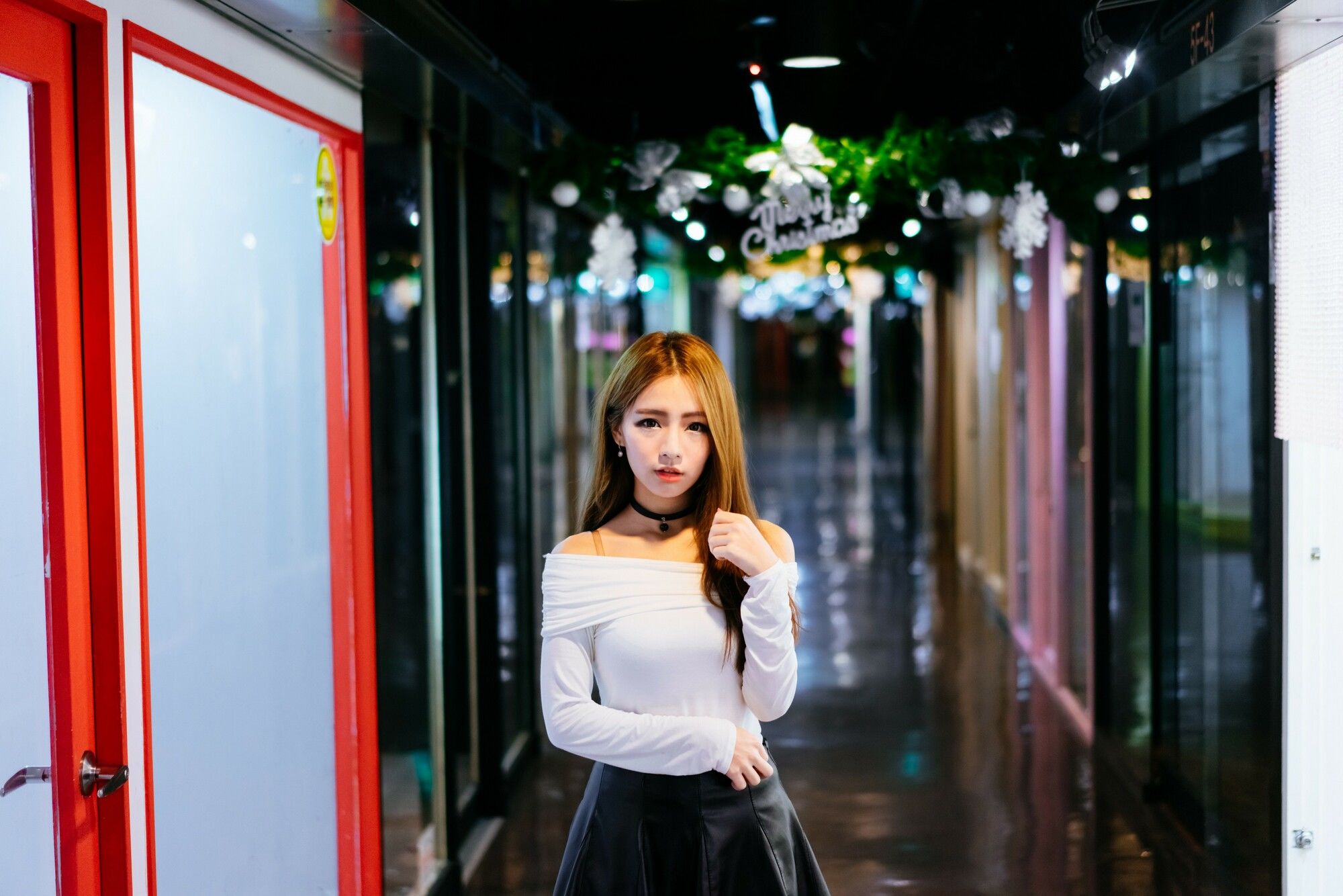 Dora周盈欣 街拍长靴黑丝皮裙-图48