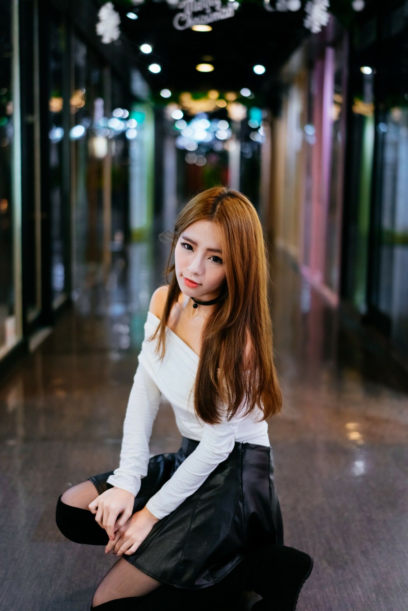 Dora周盈欣 街拍长靴黑丝皮裙-图52