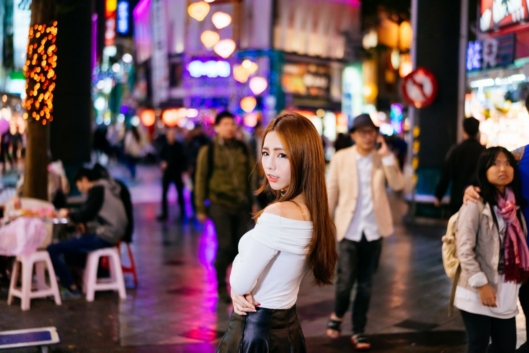 Dora周盈欣 街拍长靴黑丝皮裙-图67