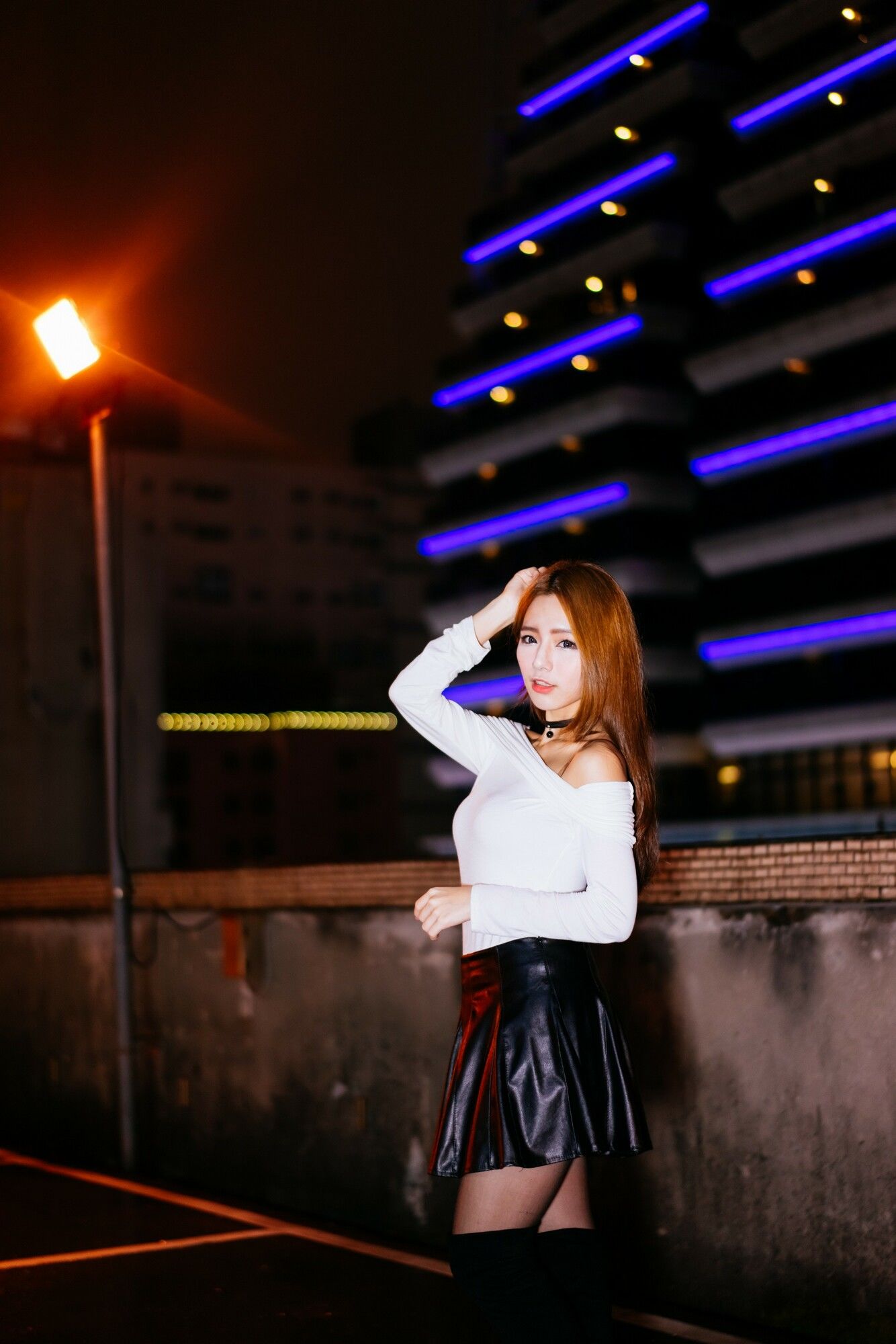 Dora周盈欣 街拍长靴黑丝皮裙-图70