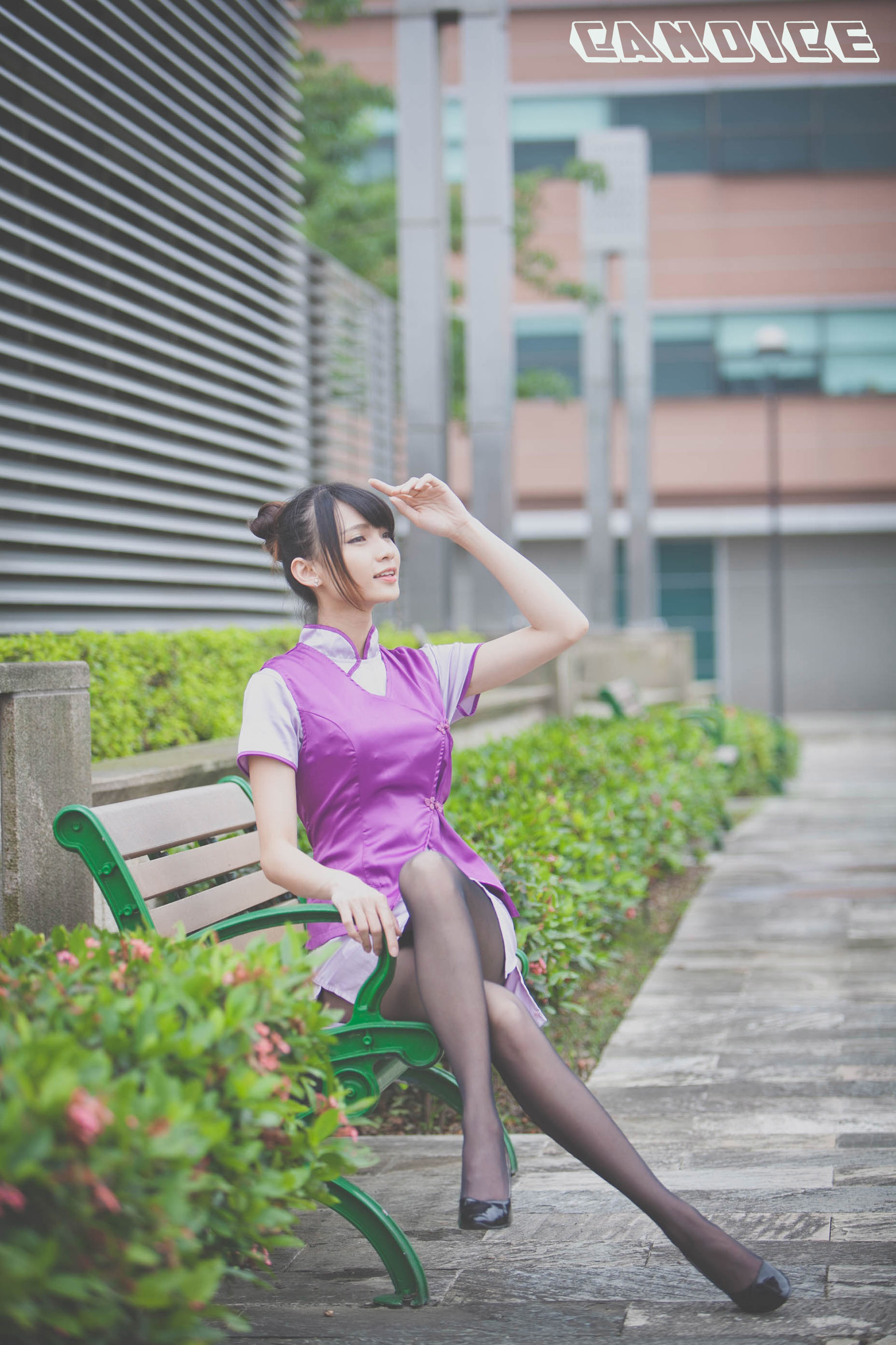 蔡译心Candice《空姐黑丝街拍》-图23