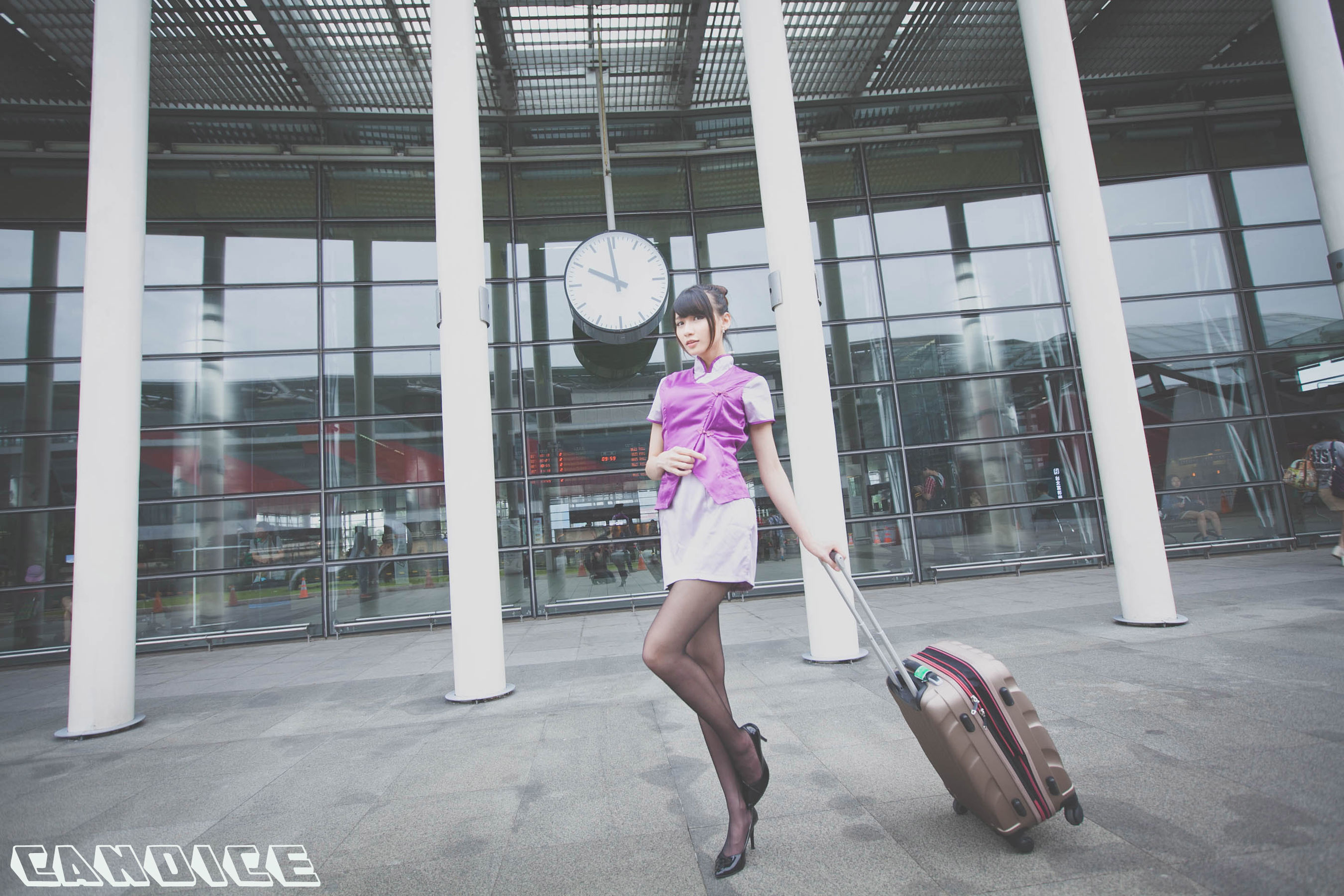 蔡译心Candice《空姐黑丝街拍》-图26