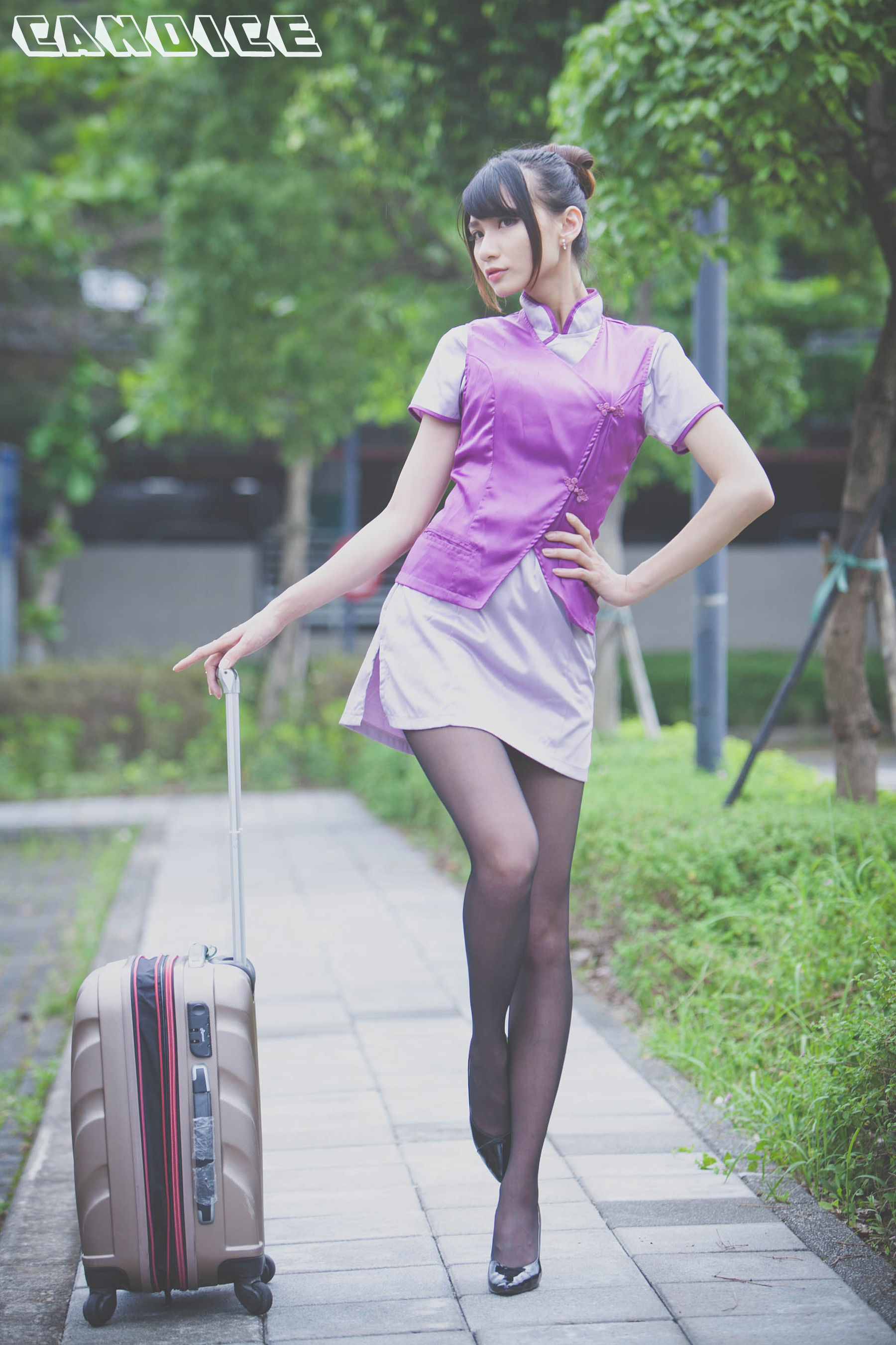 蔡译心Candice《空姐黑丝街拍》-图39