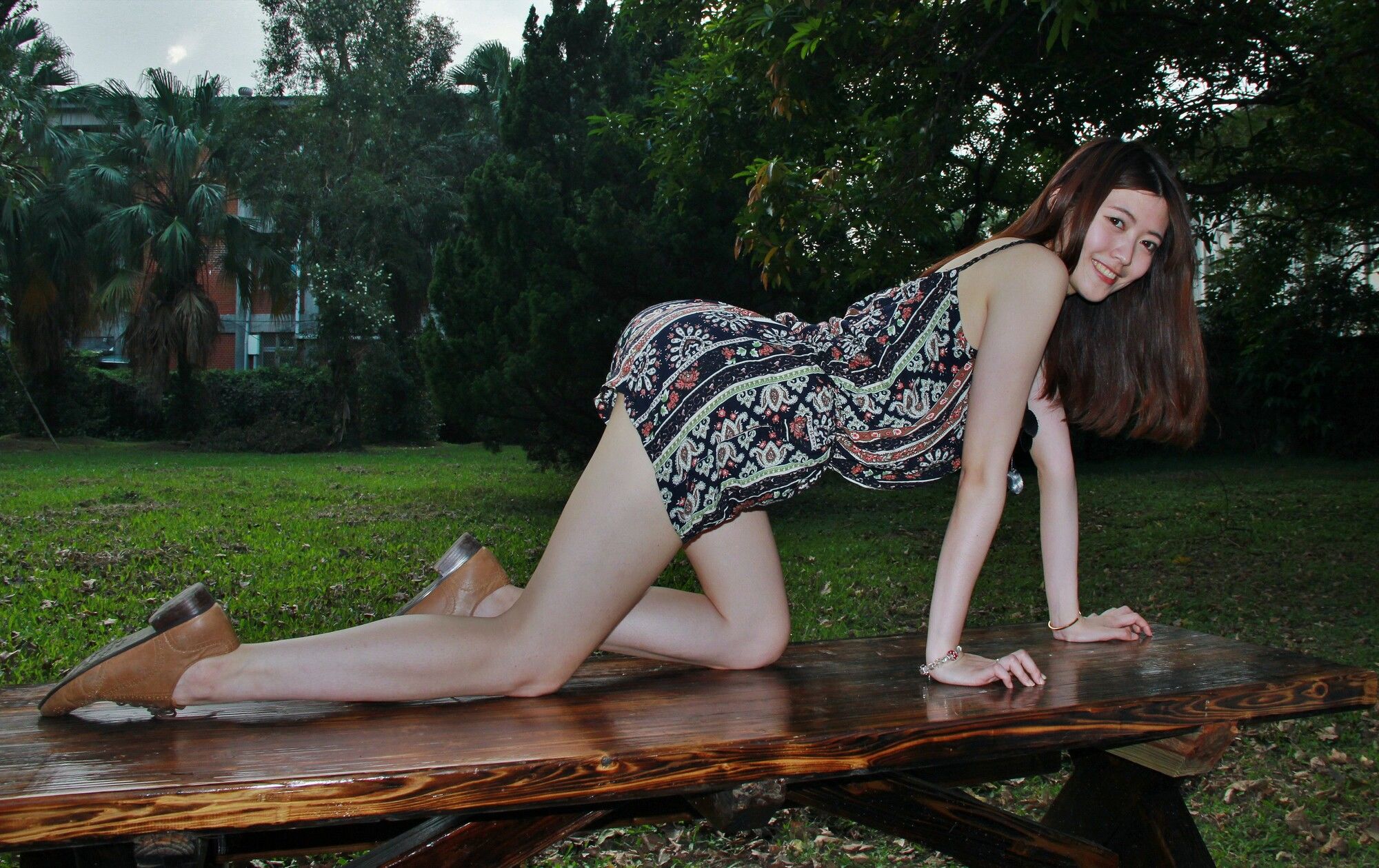 黄品瑄《台湾大学外拍》-图6