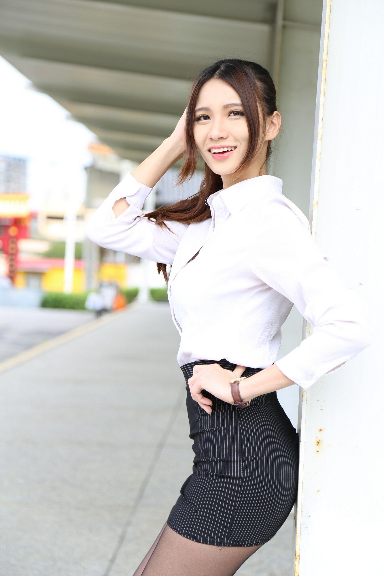 蔡译心Candice - 街拍黑丝OL-图3